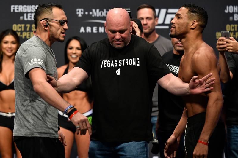 LAS VEGAS, NV - OCTOBER 06: (L-R) Tony Ferguson and Kevin Lee face off during the UFC 216 weigh-in inside T-Mobile Arena on October 6, 2017 in Las Vegas, Nevada. (Photo by Jeff Bottari/Zuffa LLC/Zuffa LLC via Getty Images)