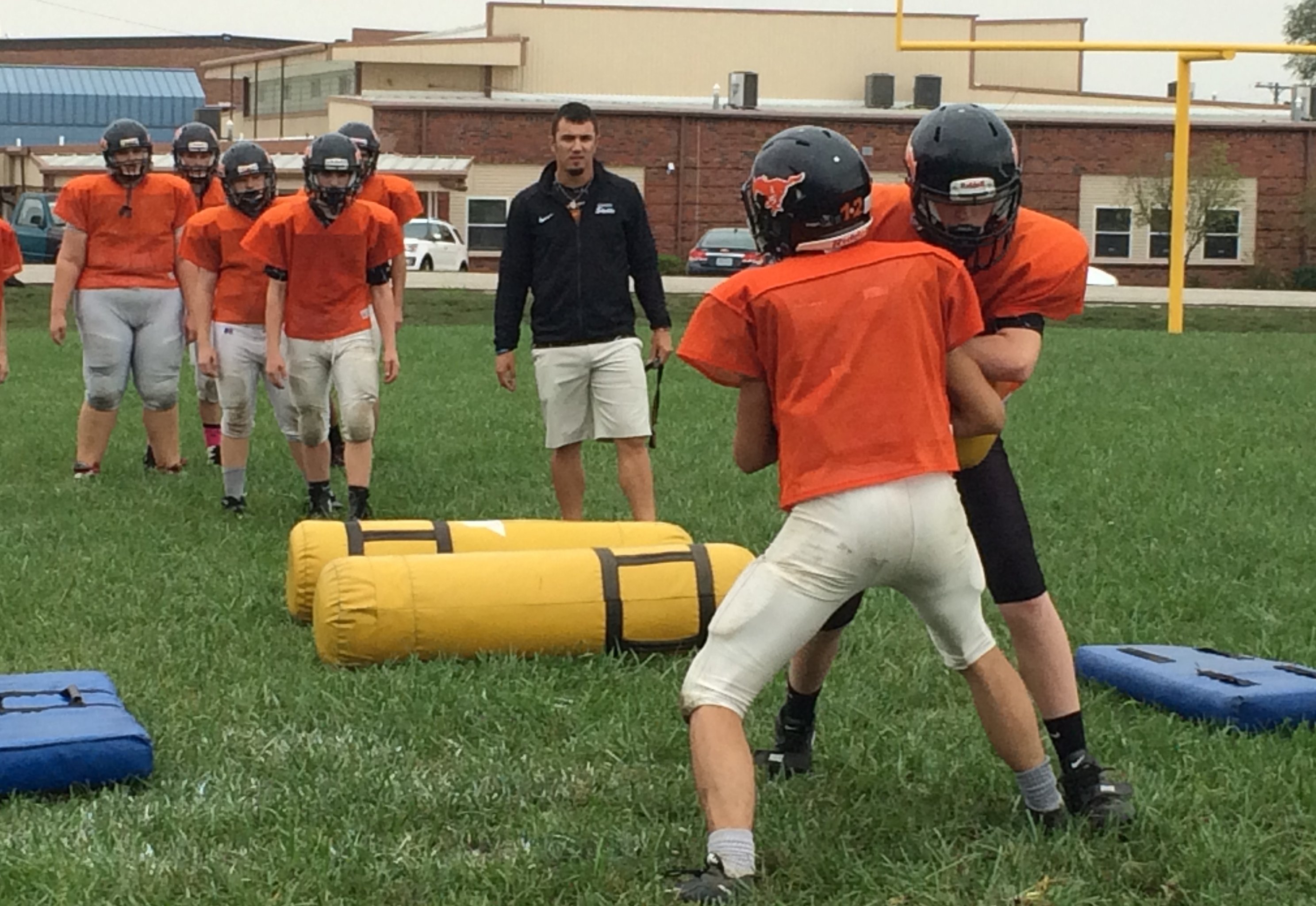 Hapless But Hopeful Missouri Hs Football Team Presses On After 102