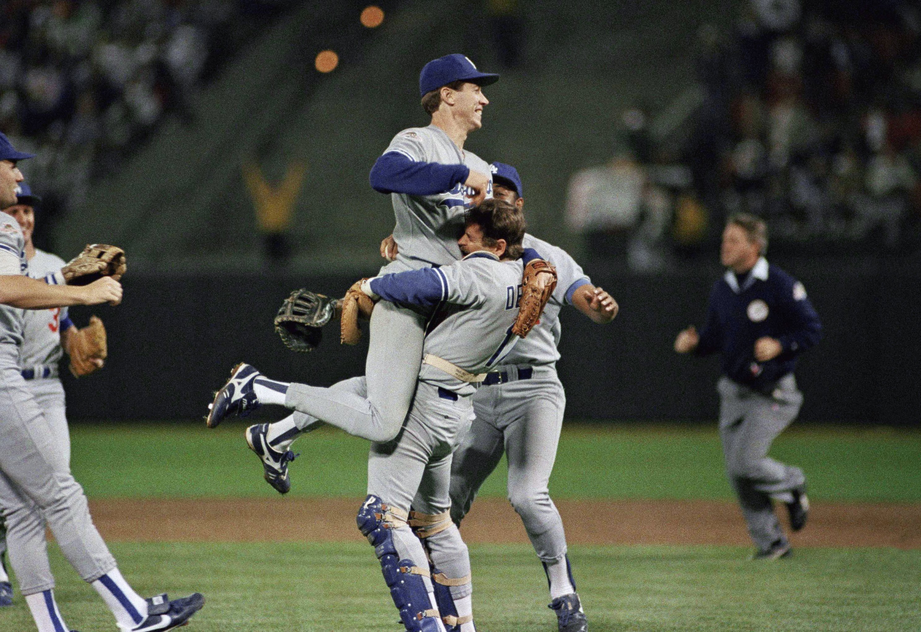 LA Dodgers trounce Chicago Cubs to reach first World Series since 1988, MLB