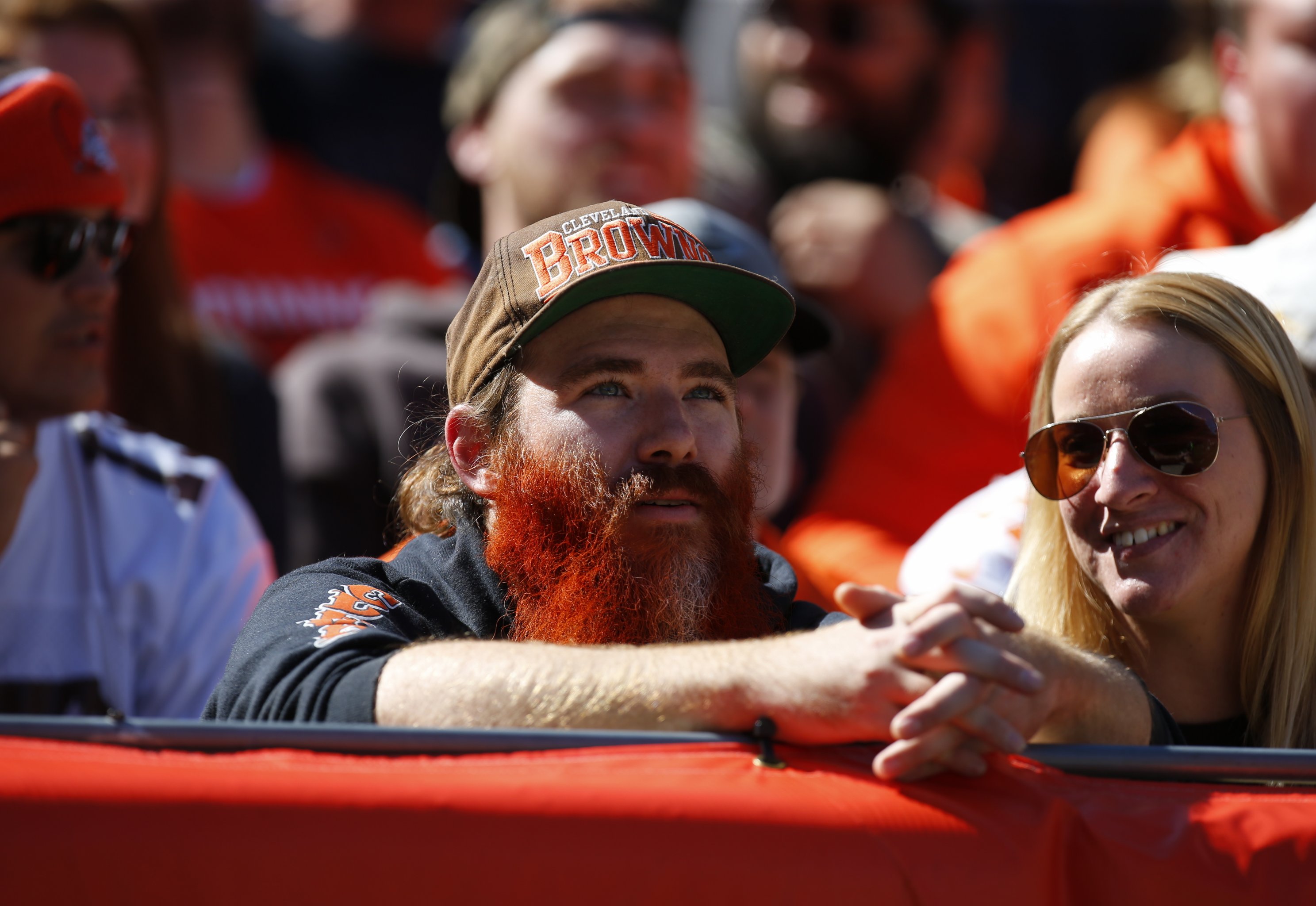 Highlights from Browns fans' 0-16 'Perfect Season' parade