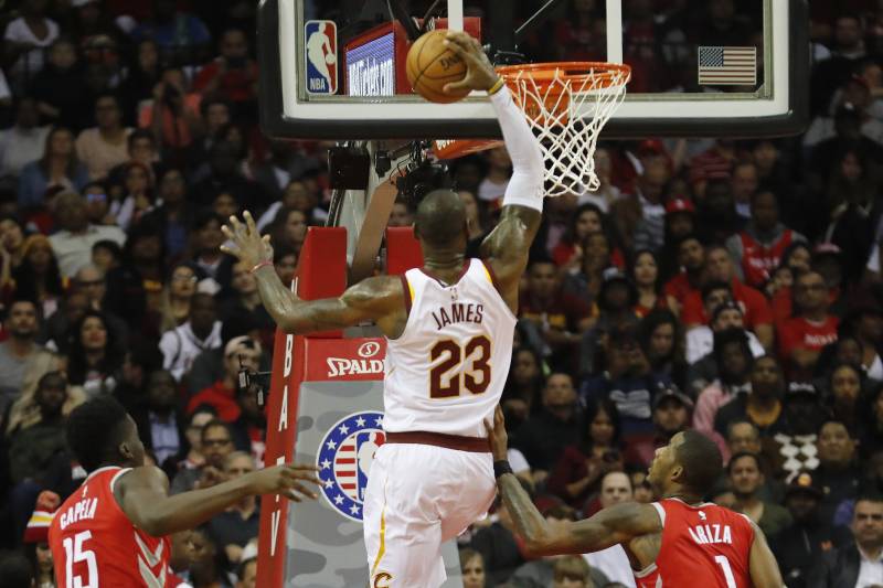 HOUSTON, TX - NOVEMBER 09: LeBron James #23 of the Cleveland Cavaliers goes up for a dunk against the Houston Rockets in the first half at Toyota Center on November 09, 2017 in Houston, Texas. NOTE TO USER: User expressly acknowledges and agrees that, b