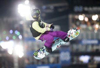 ASPEN, USA - JANUARY 24: (FRANCE OUT) Chloe Kim of the USA takes 1st place during the Winter X Games Women's Snowboard Superpipe on January 24, 2015 in Aspen, USA. (Photo by Nathan Bilow/Agence Zoom/Getty Images)