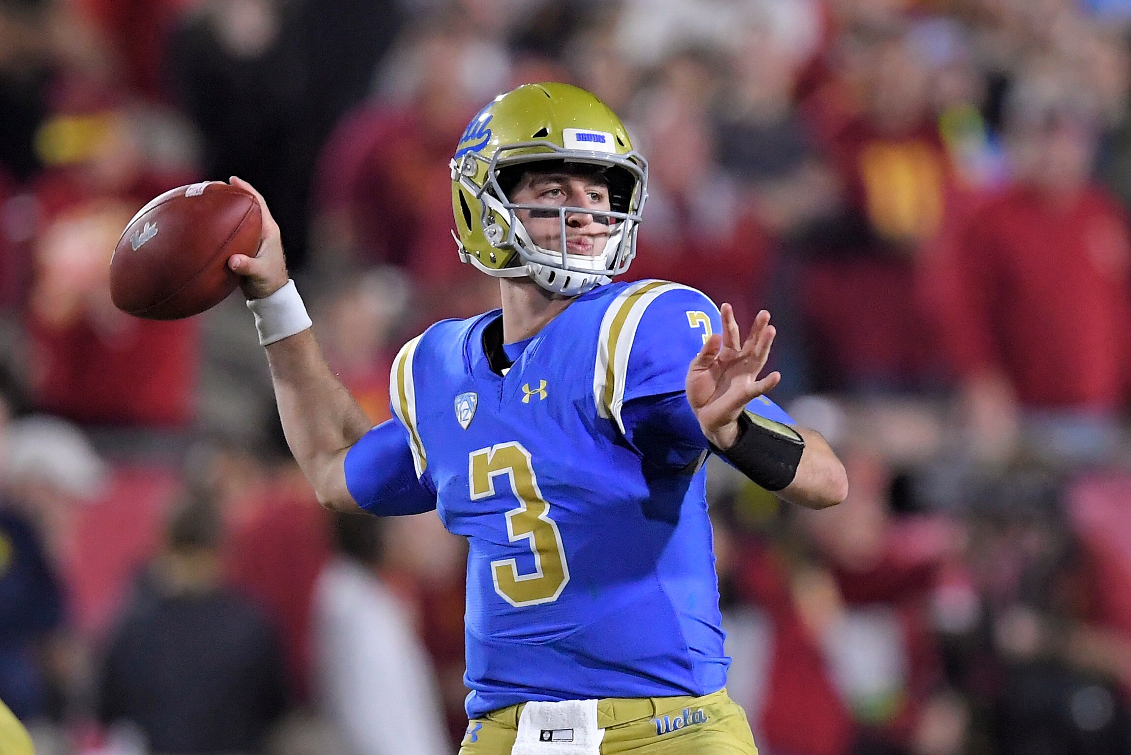 UCLA's Josh Rosen has the look of a certain high draft pick.