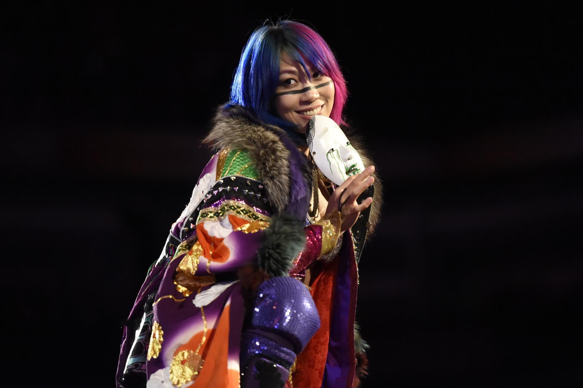 Behind Asuka vs. Charlotte, the Biggest Women's WrestleMania Match of All  Time | News, Scores, Highlights, Stats, and Rumors | Bleacher Report