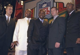 17 Apr 1999:  Quarterbacks Tim Couch, Daunte Culpepper, Donovan McNabb, Cade McNown, and  Akili Smith pose for a picture during the NFL Draft at the Madison Square Garden in New York, New York. Mandatory Credit: Ezra O. Shaw  /Allsport