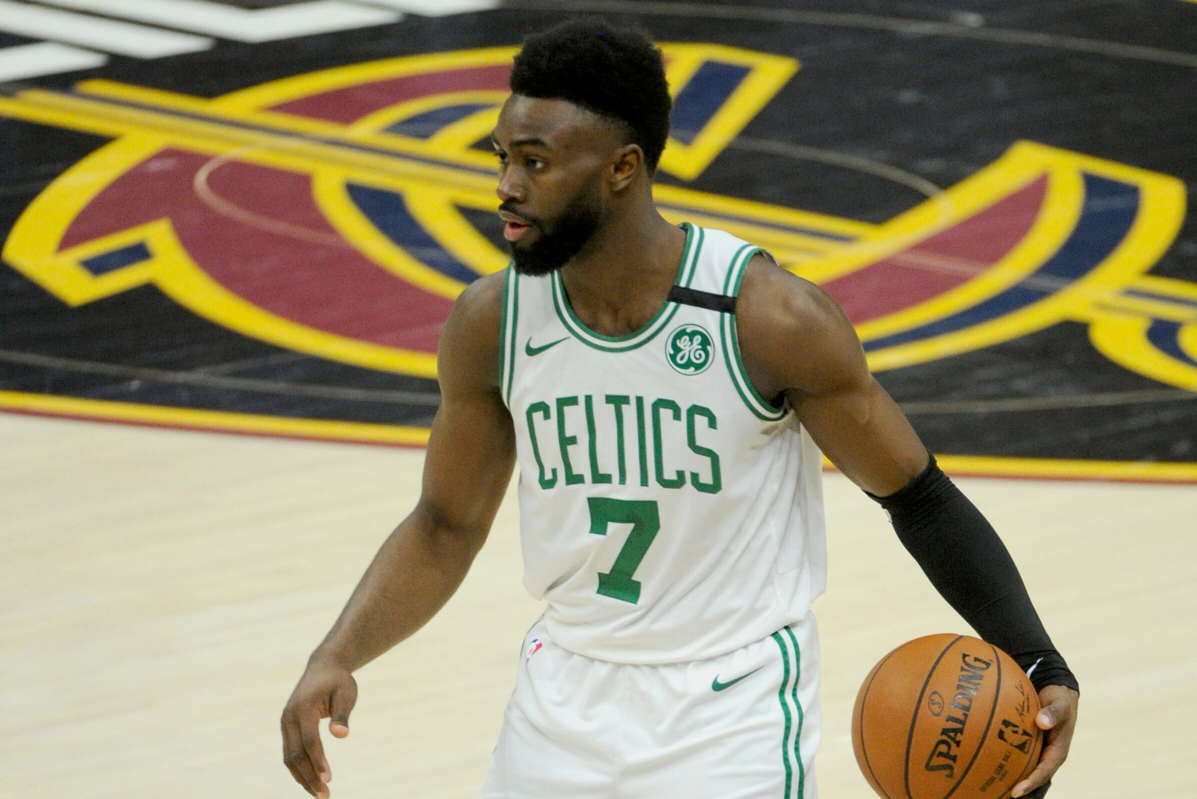 Would the Boston Celtics give up Jaylen Brown in a trade package for Kawhi Leonard?