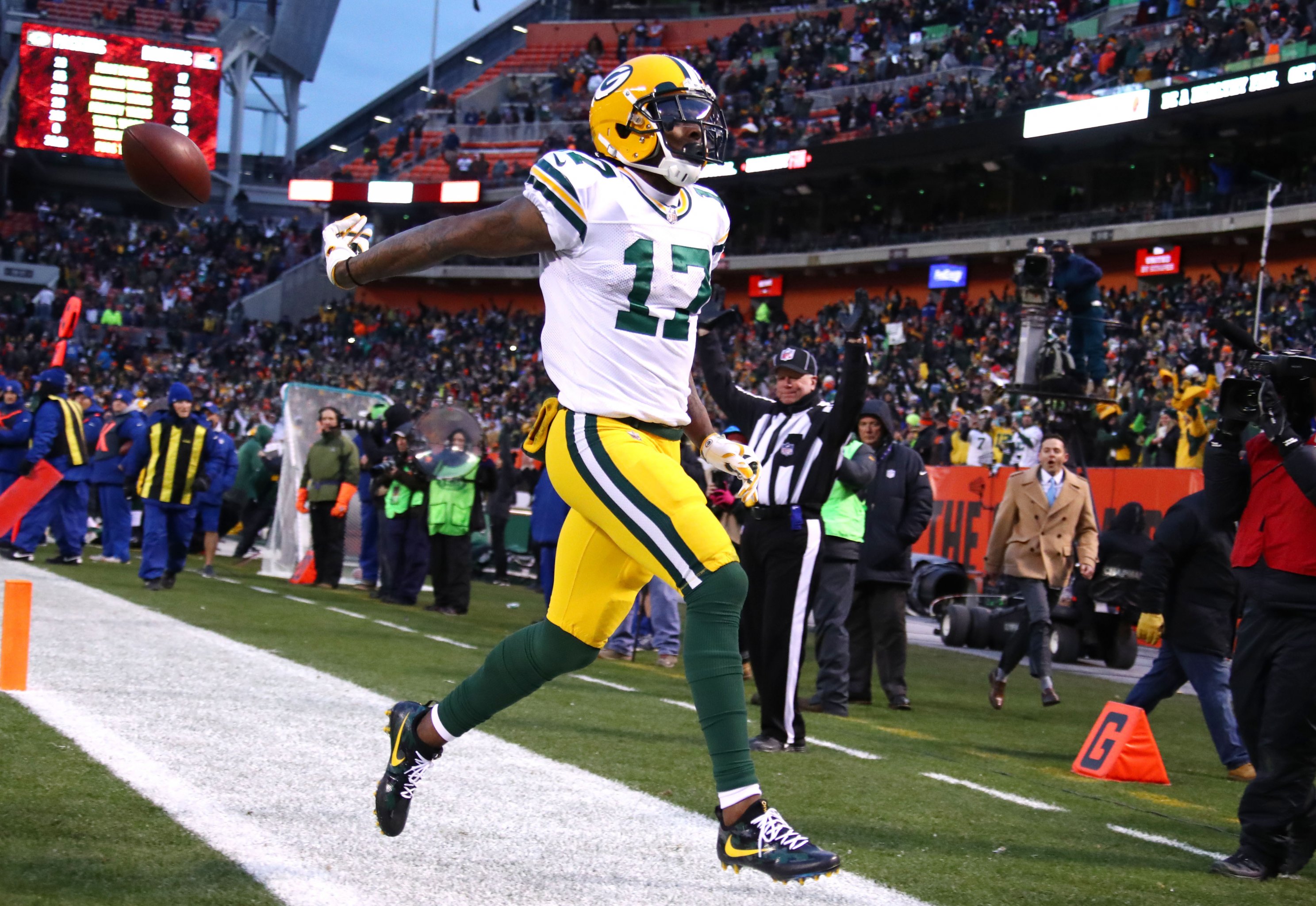 Reports: Raiders acquiring Davante Adams from Packers – Orange County  Register