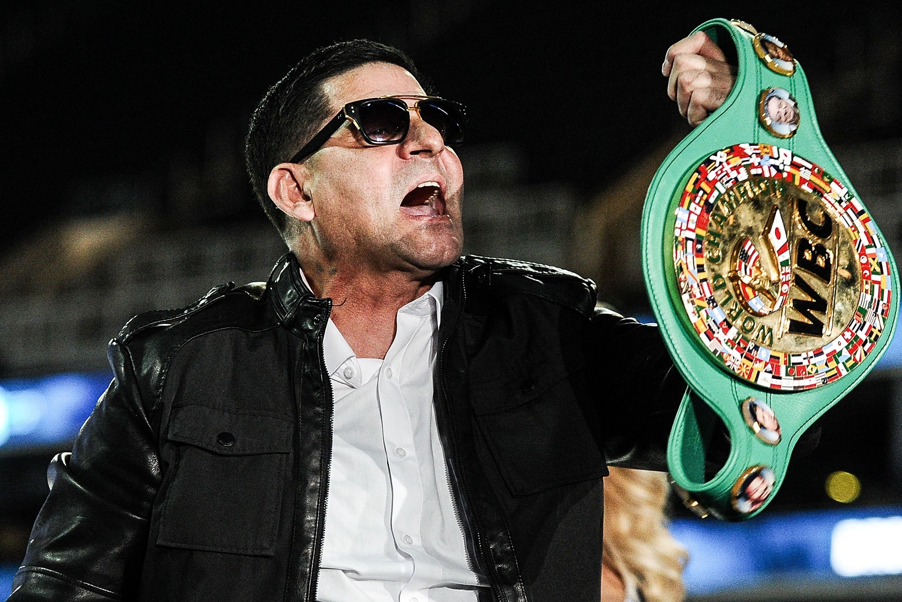 Boxer Danny Garcia Can T Escape Shadow Of Dad S Behavior And He