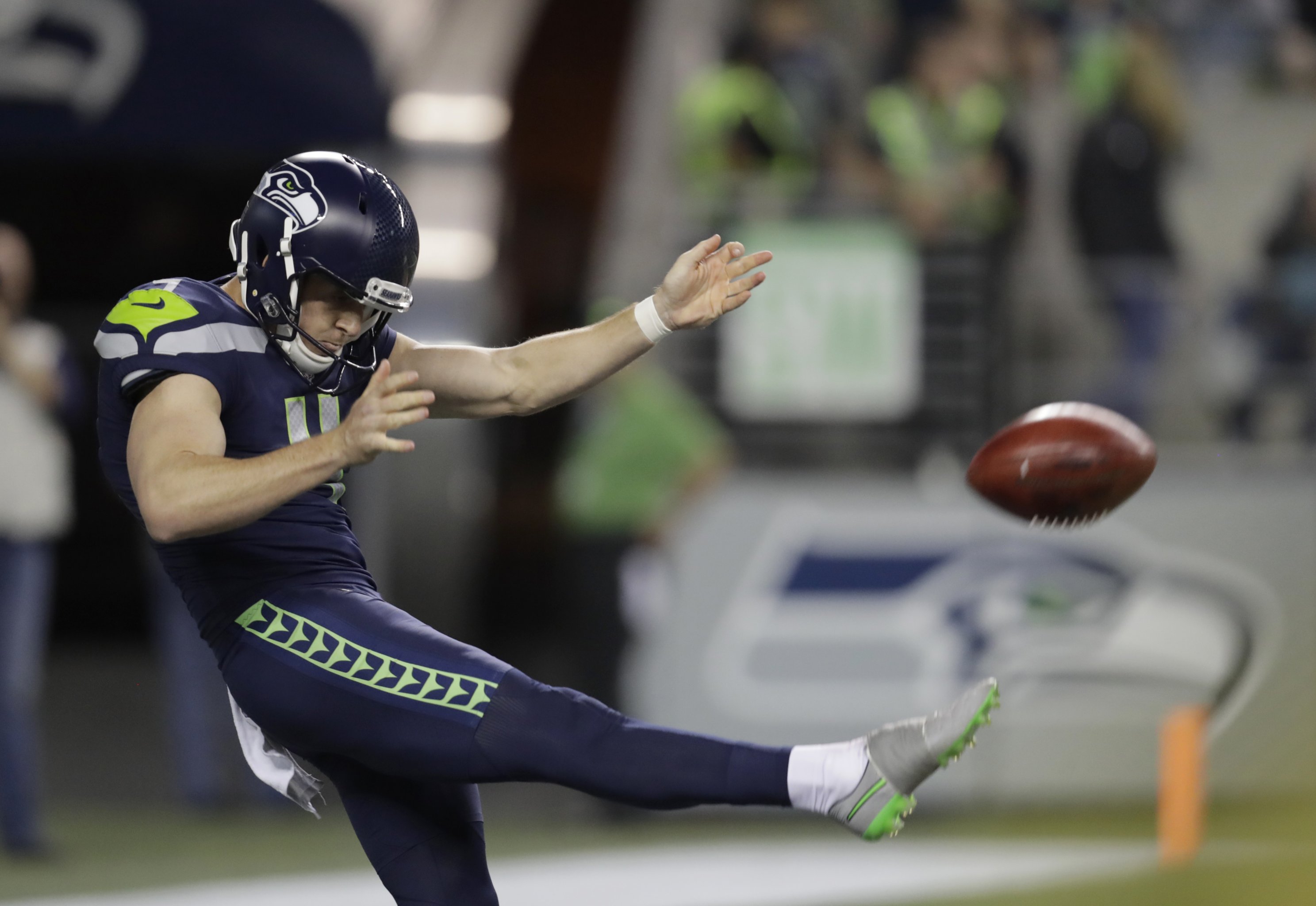 Michael Dickson: Meet the Trick-Shot Punter Who's Seattle's Secret Weapon, News, Scores, Highlights, Stats, and Rumors