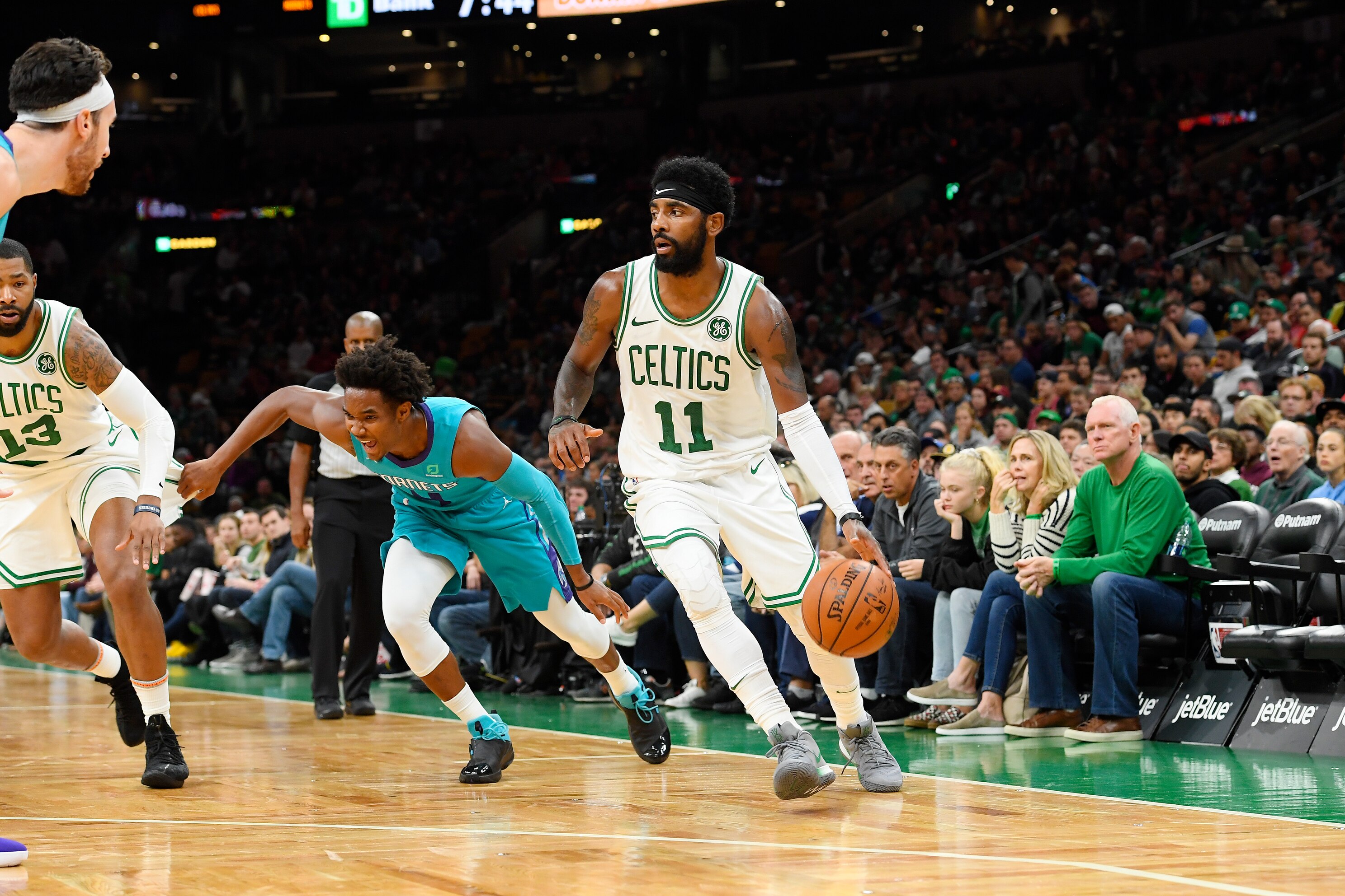 Kyrie Irving Walking Stick - Brooklyn Nets Kyrie Irving To ...