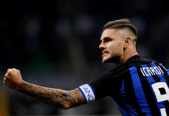 Inter Milan's Argentine forward Mauro Icardi celebrates scoring during the Italian Serie A football match Inter Milan vs AC Milan on October 21, 2018 at the San Siro stadium in Milan. (Photo by Marco BERTORELLO / AFP)        (Photo credit should read MARC
