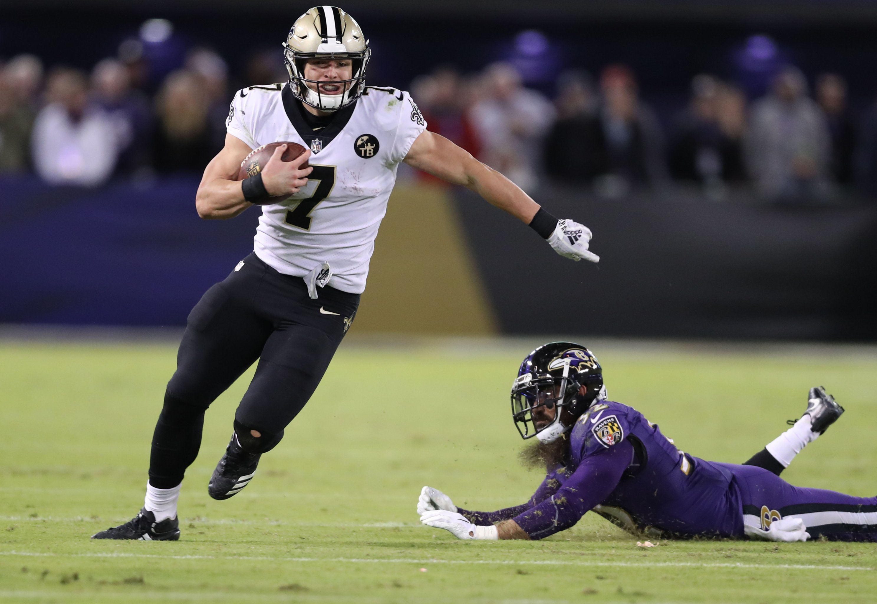 Meet Taysom Hill: The NFL's 28-Year-Old Do-Everything Weapon