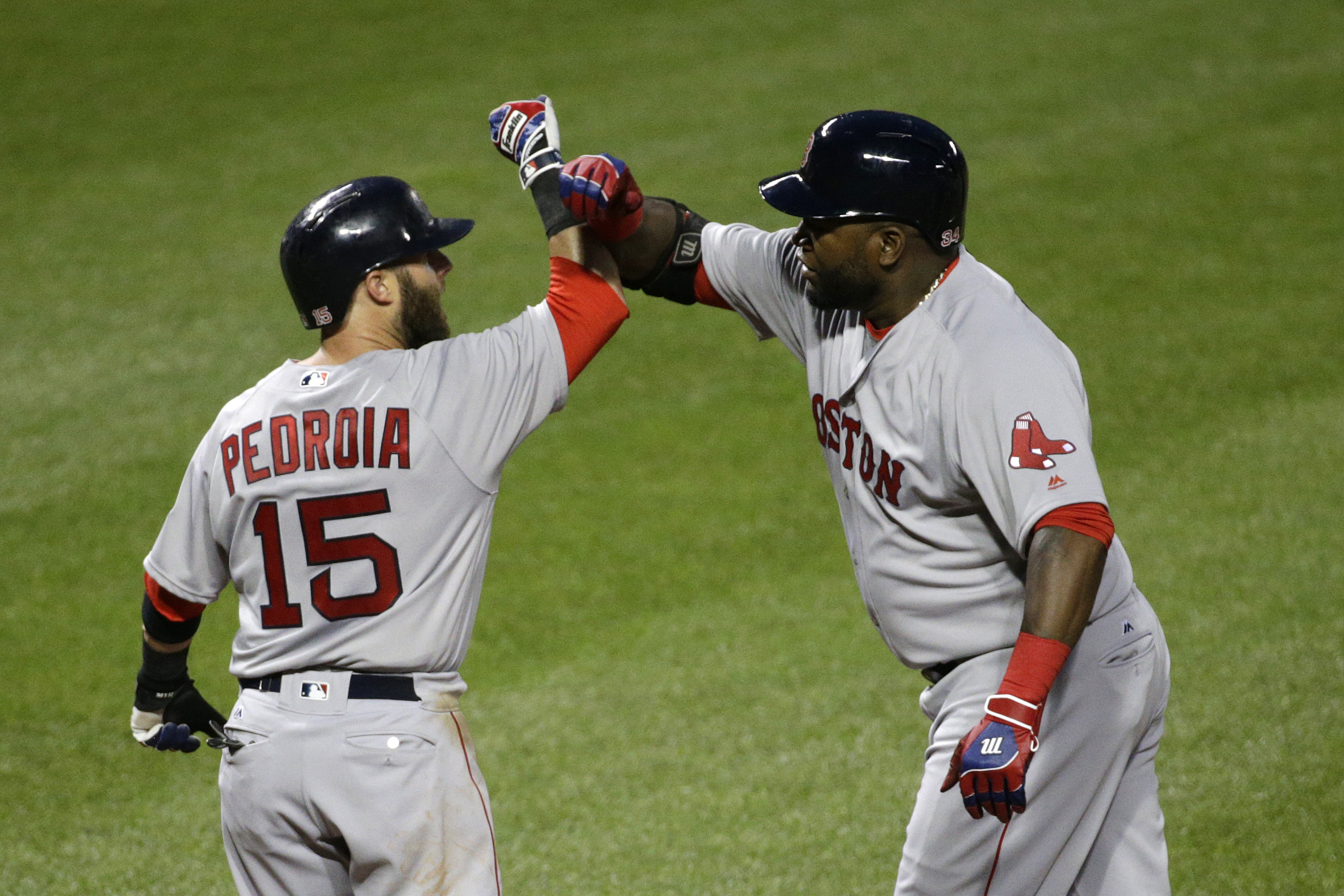 Red Sox second baseman Dustin Pedroia confused about fuss over