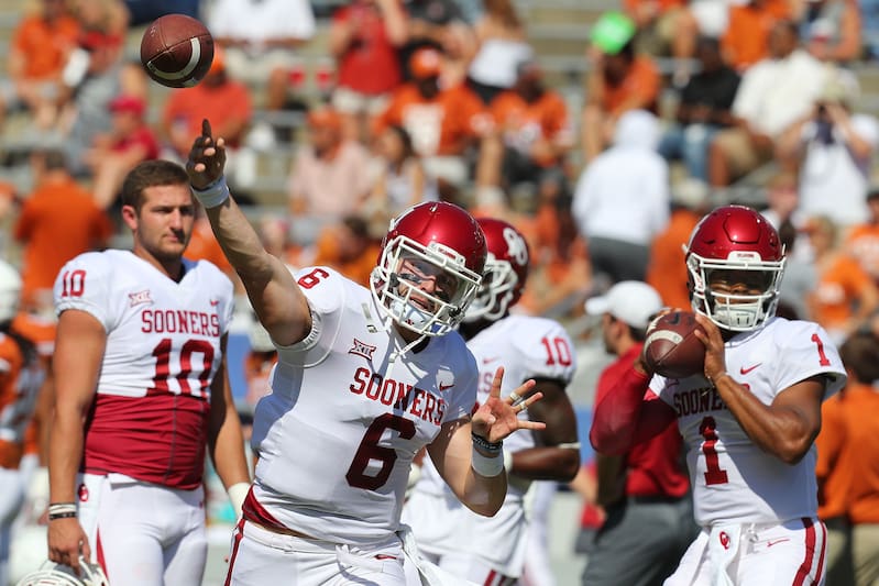 DALLAS, TX - OCTOBER 14: Baker Mayfield #6 of the Oklahoma Sooners and Kyler Murray #1 of the Oklahoma Sooners warm up before the game against the Texas Longhorns at Cotton Bowl on October 14, 2017 in Dallas, Texas. (Photo by Richard Rodriguez/Getty Ima