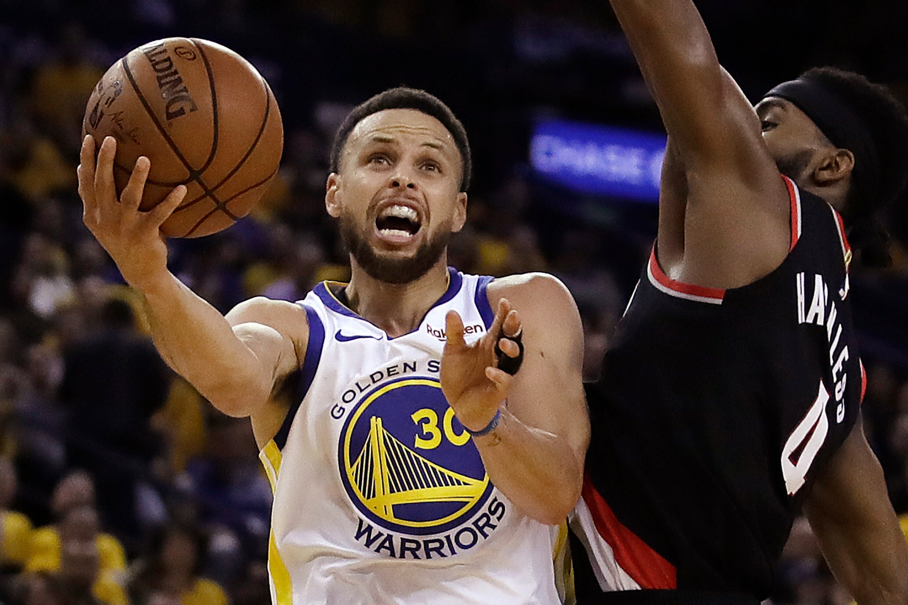 Stephen Curry Vs Magic Johnson Nba S Goat Pg Debate Is Closer