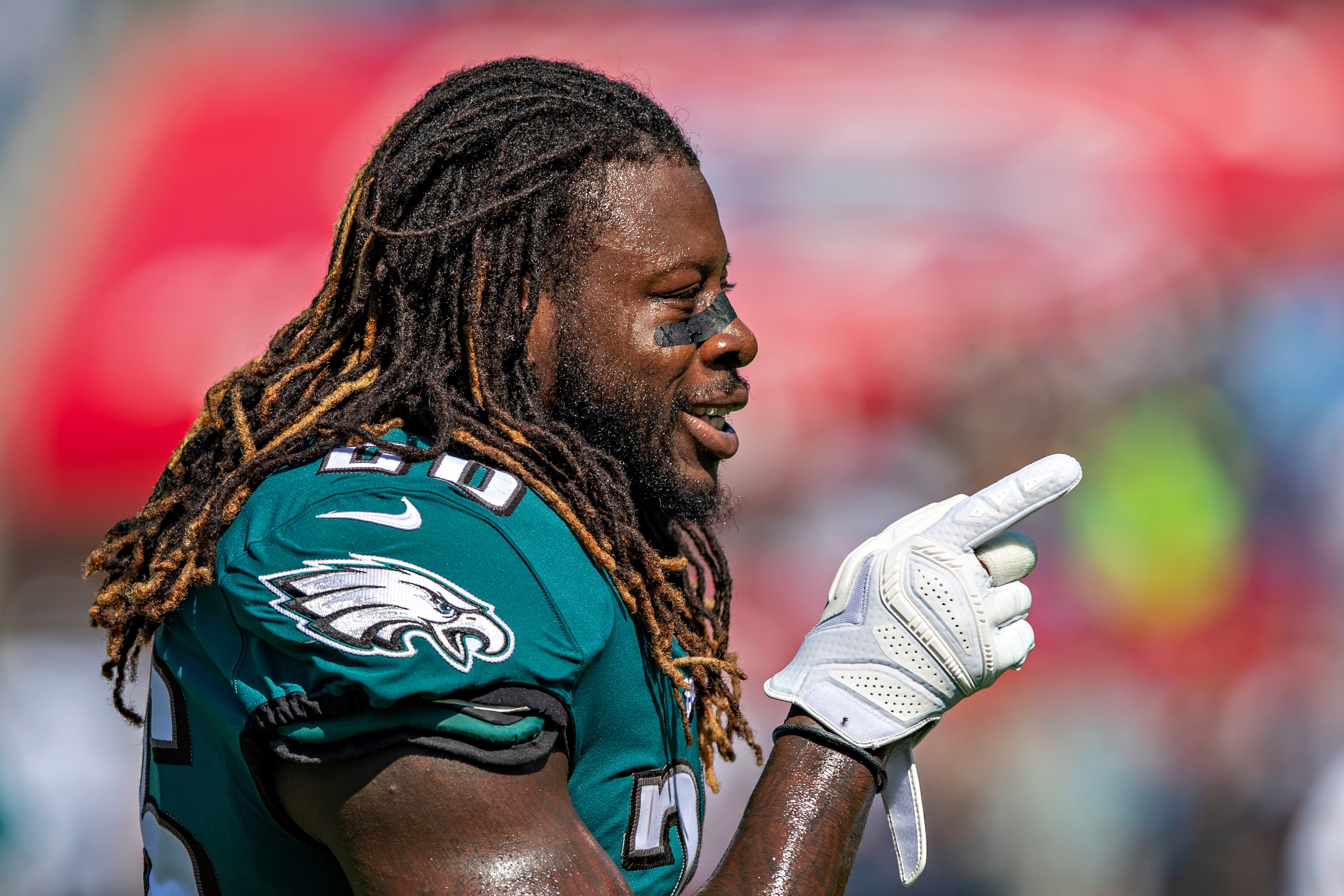 NASHVILLE, TN - SEPTEMBER 30:  Jay Ajayi #26 of the Philadelphia Eagles warms up before a game against the Tennessee Titans at Nissan Stadium on September 30, 2018 in Nashville, Tennessee.  The Titans defeated the Eagles in overtime 26-23.  (Photo by Wesl