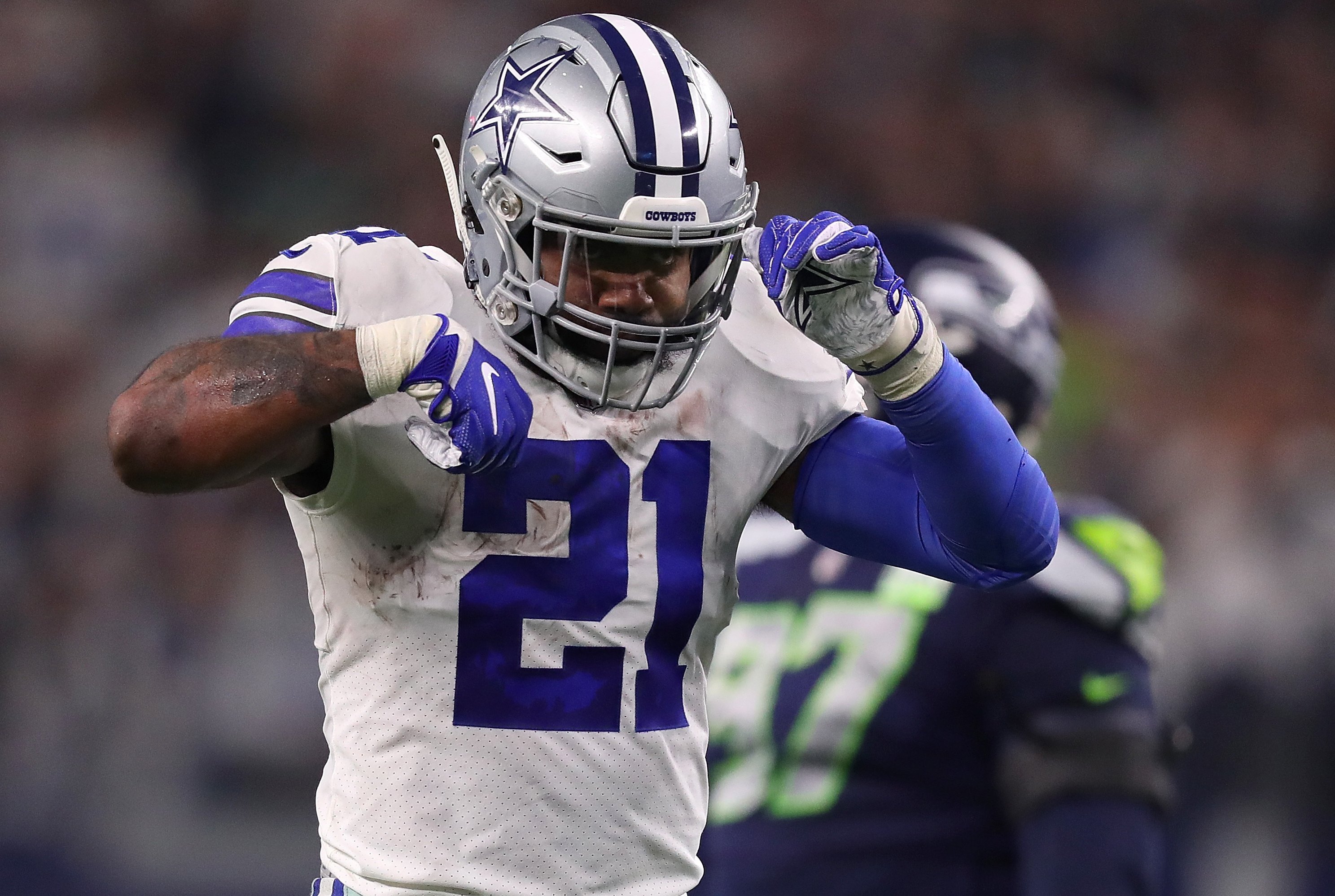 Cowboys RB Ezekiel Elliott: Wearing Emmitt Smith's No. 22 'would've been  kind of disrespectful'