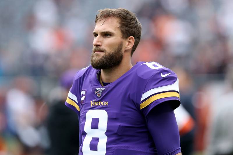 CHICAGO, ILLINOIS - SEPTEMBER 29:  Kirk Cousins #8 of the Minnesota Vikings warms up before the game against the Chicago Bears at Soldier Field on September 29, 2019 in Chicago, Illinois. (Photo by Dylan Buell/Getty Images)
