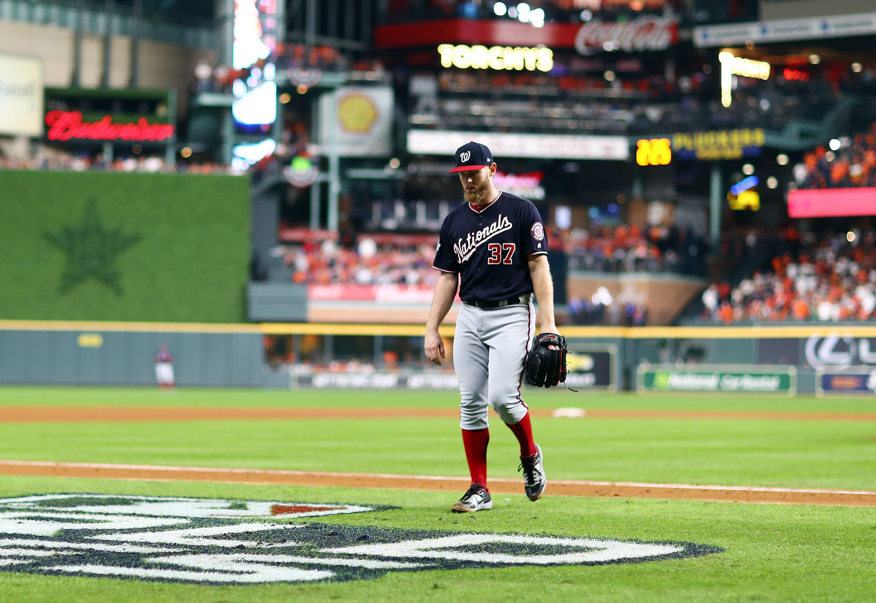 World Series: Nationals' Stephen Strasburg can become legend in Game 6