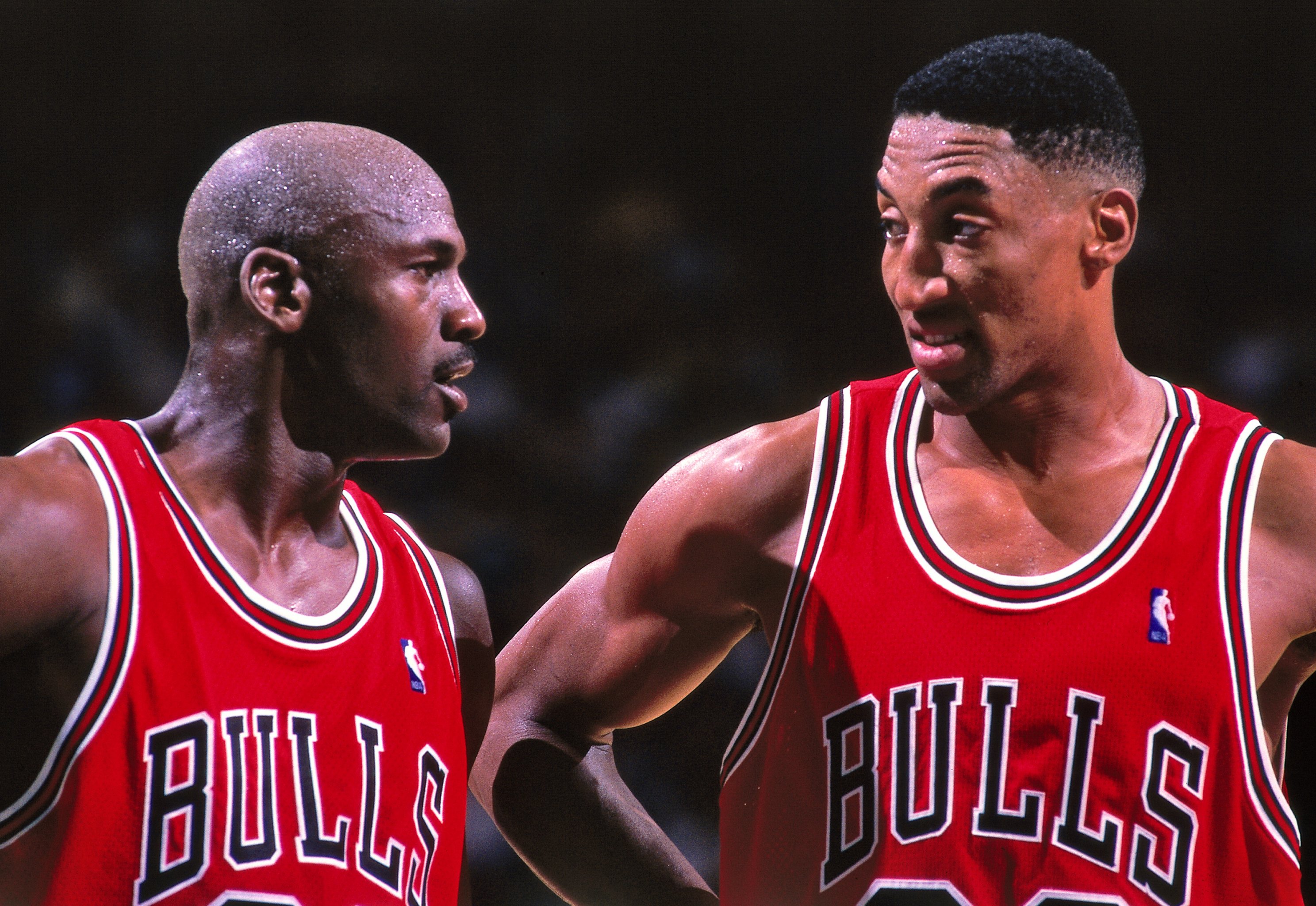 Luc Longley, Michael Jordan, and Toni Kukoc of the Chicago Bulls talk  News Photo - Getty Images