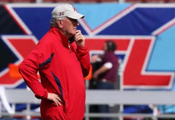 ARLINGTON, TEXAS - MARCH 01: Head coach June Jones of the Houston Roughnecks on the field during warmups before an XFL football game against the Dallas Renegades on March 01, 2020 in Arlington, Texas. (Photo by Richard Rodriguez/Getty Images) ARLINGTON, TEXAS - MARCH 01: Head coach June Jones of the Houston Roughnecks on the field during warmups before an XFL football game against the Dallas Renegades on March 01, 2020 in Arlington, Texas. (Photo by Richard Rodriguez/Getty Images)
