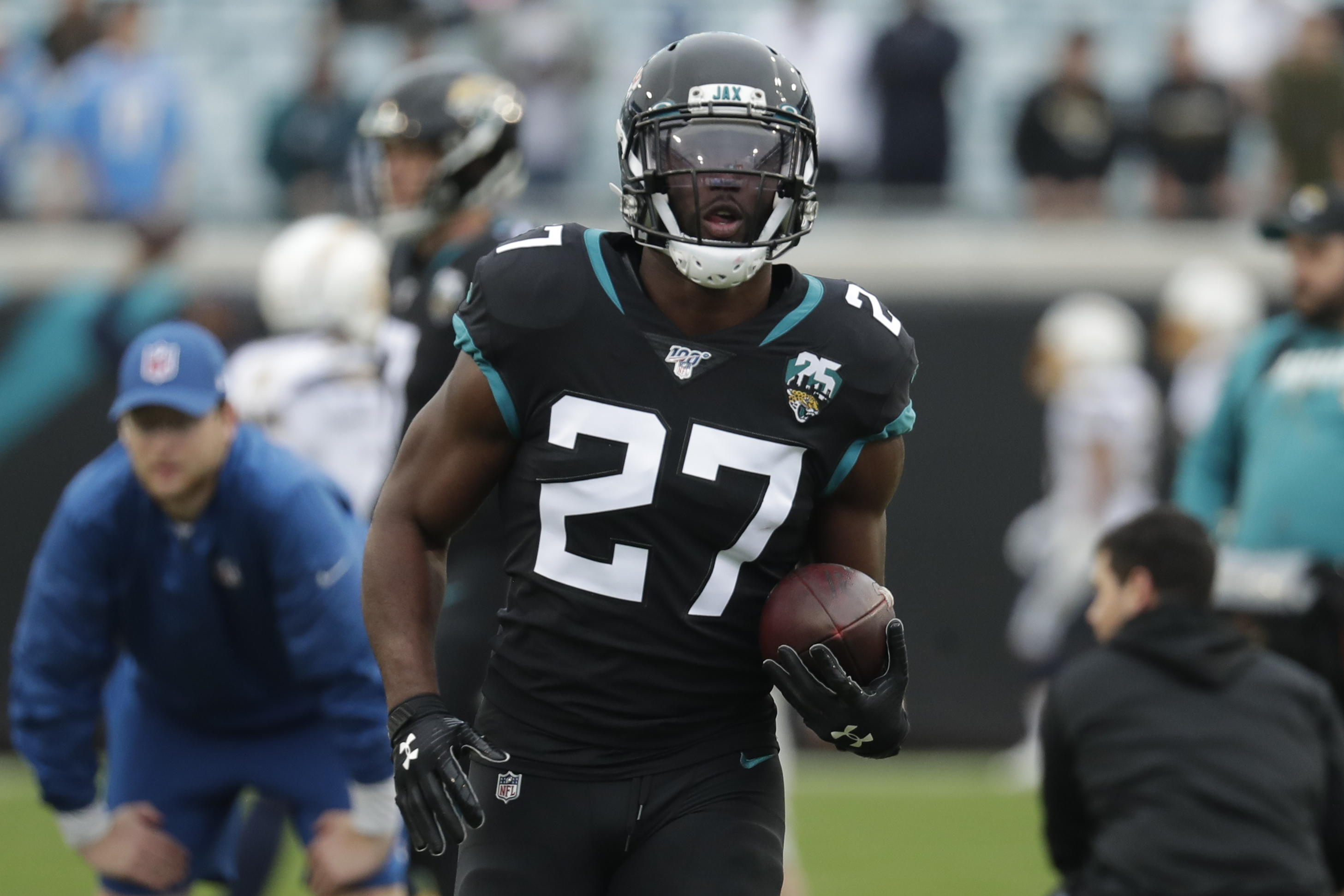 Jacksonville Jaguars waive Leonard Fournette after failing to