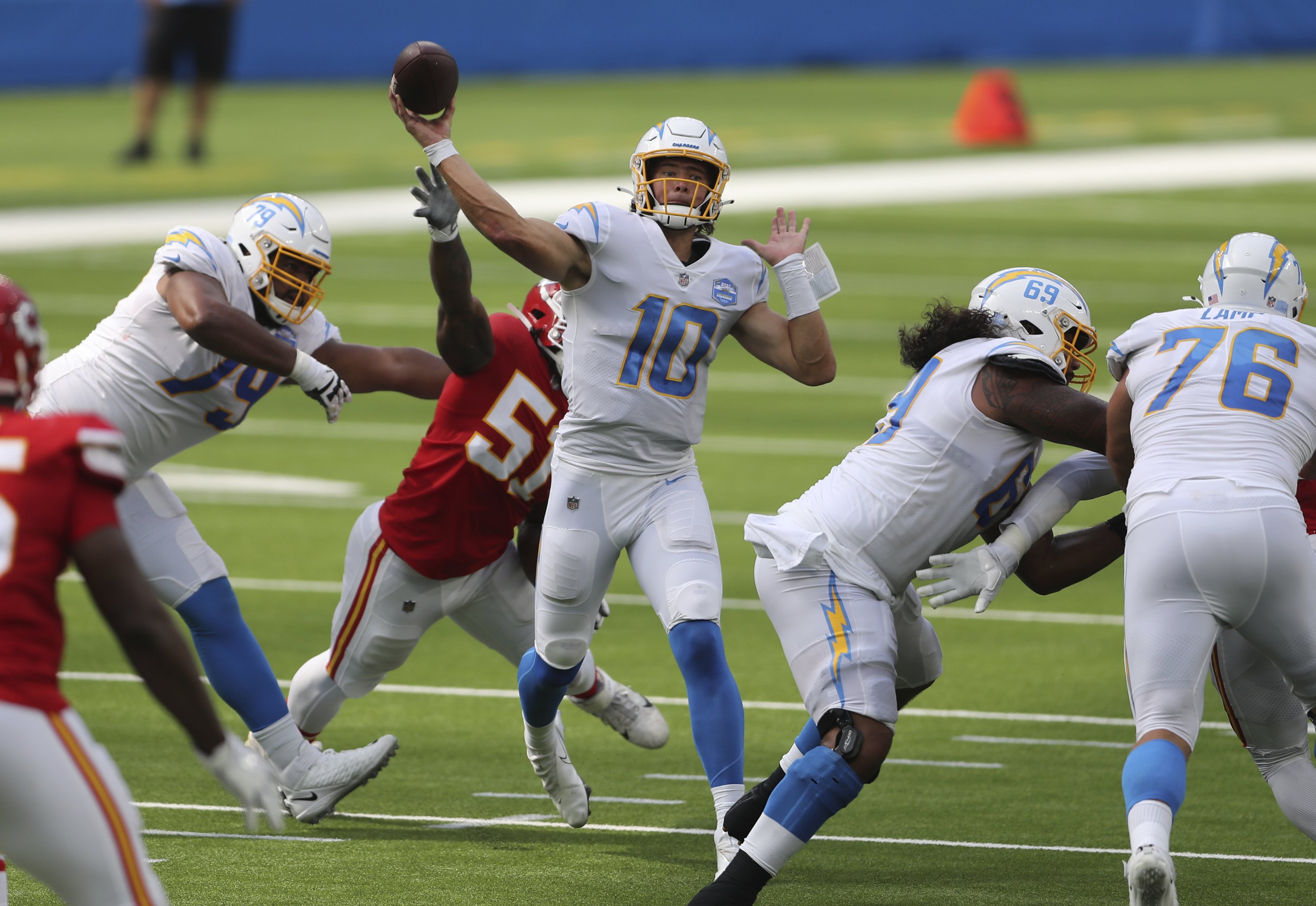 True View: Los Angeles Chargers quarterback Justin Herbert, Kansas City  Chiefs quarterback Patrick Mahomes square off in QB duel