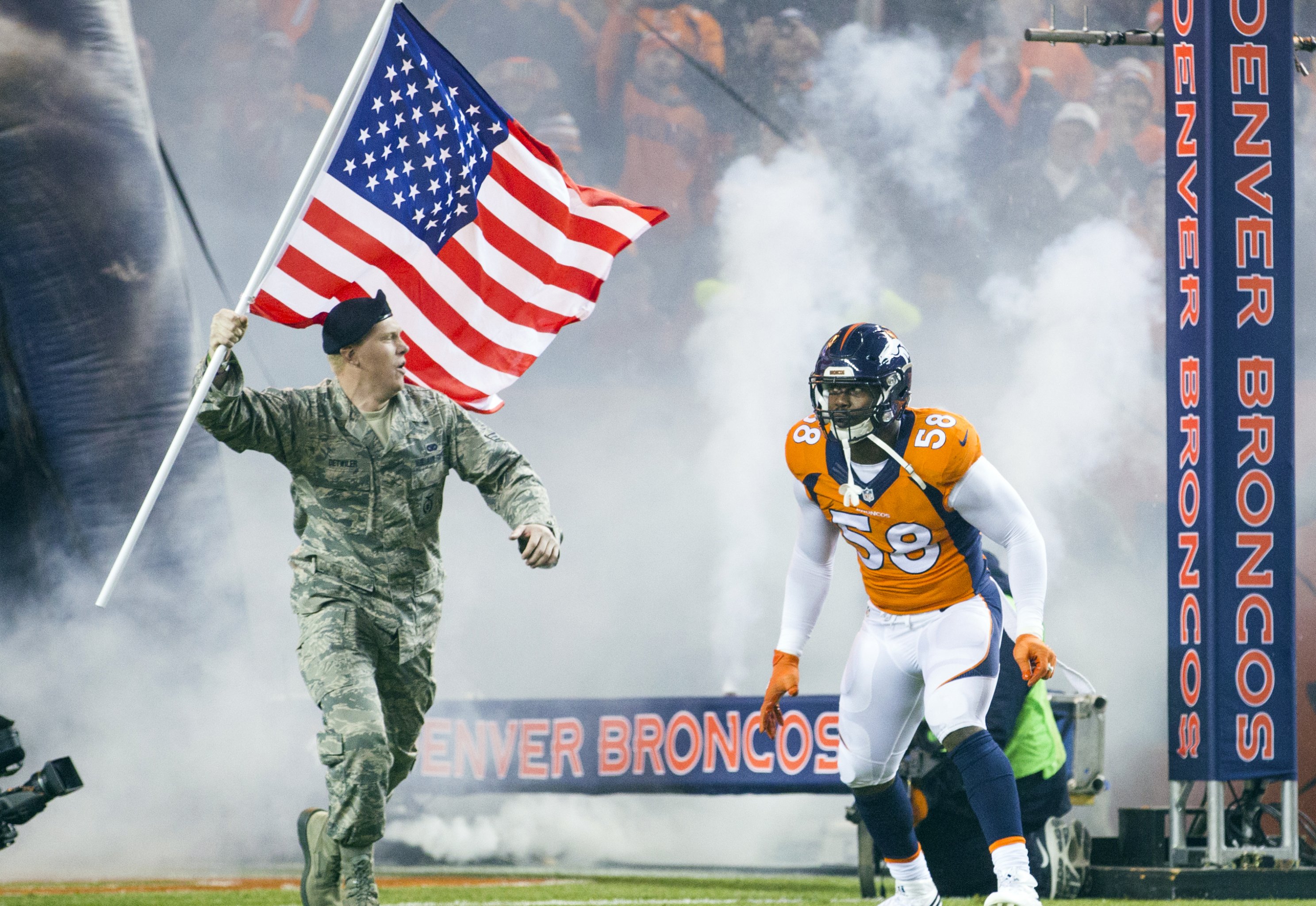 Von Miller Talks Broncos, Call of Duty, USAA Salute to Service in