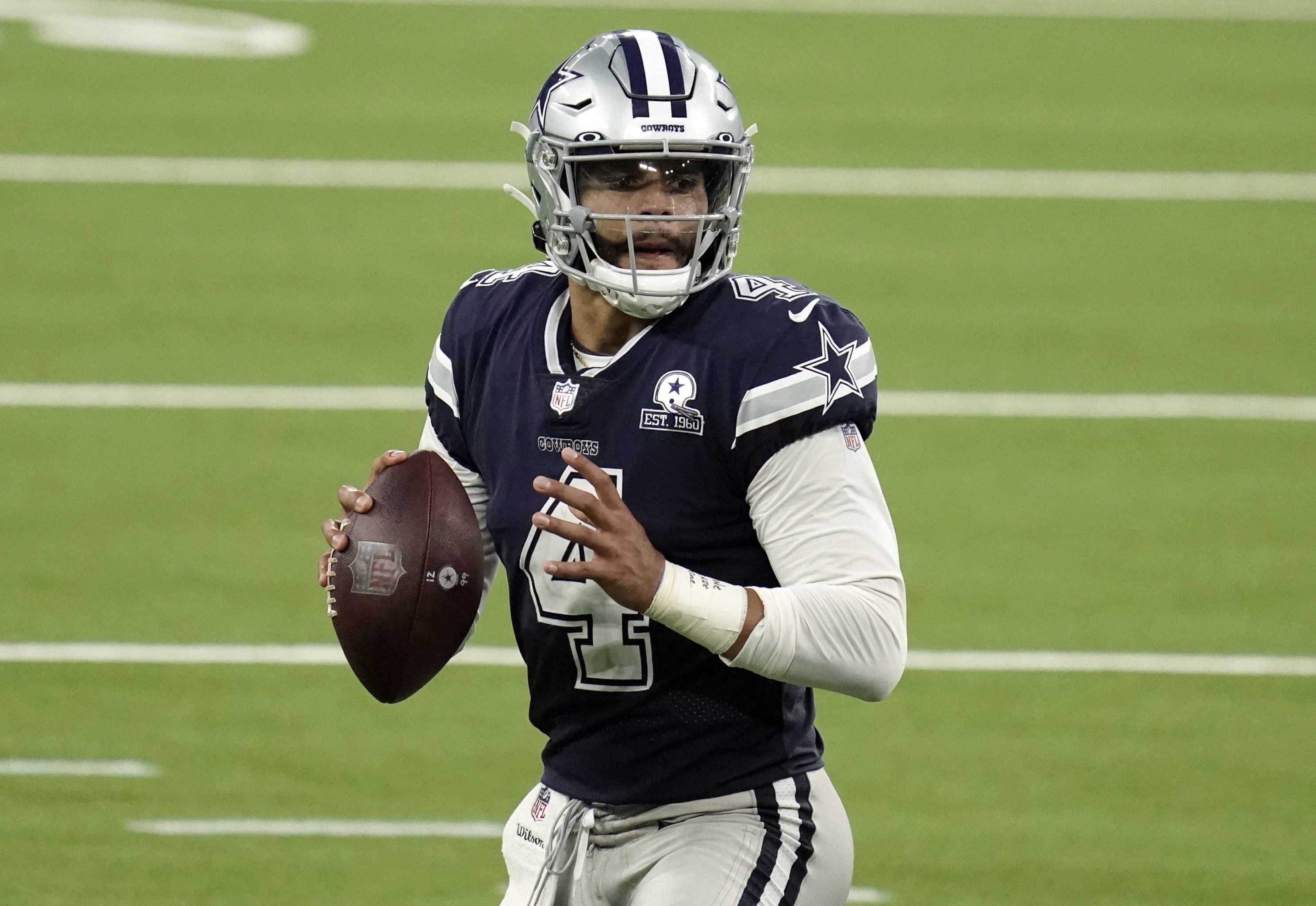 Report: Cowboys jersey sales already surpass last season as Ezekiel Elliott,  Dak Prescott surge in popularity