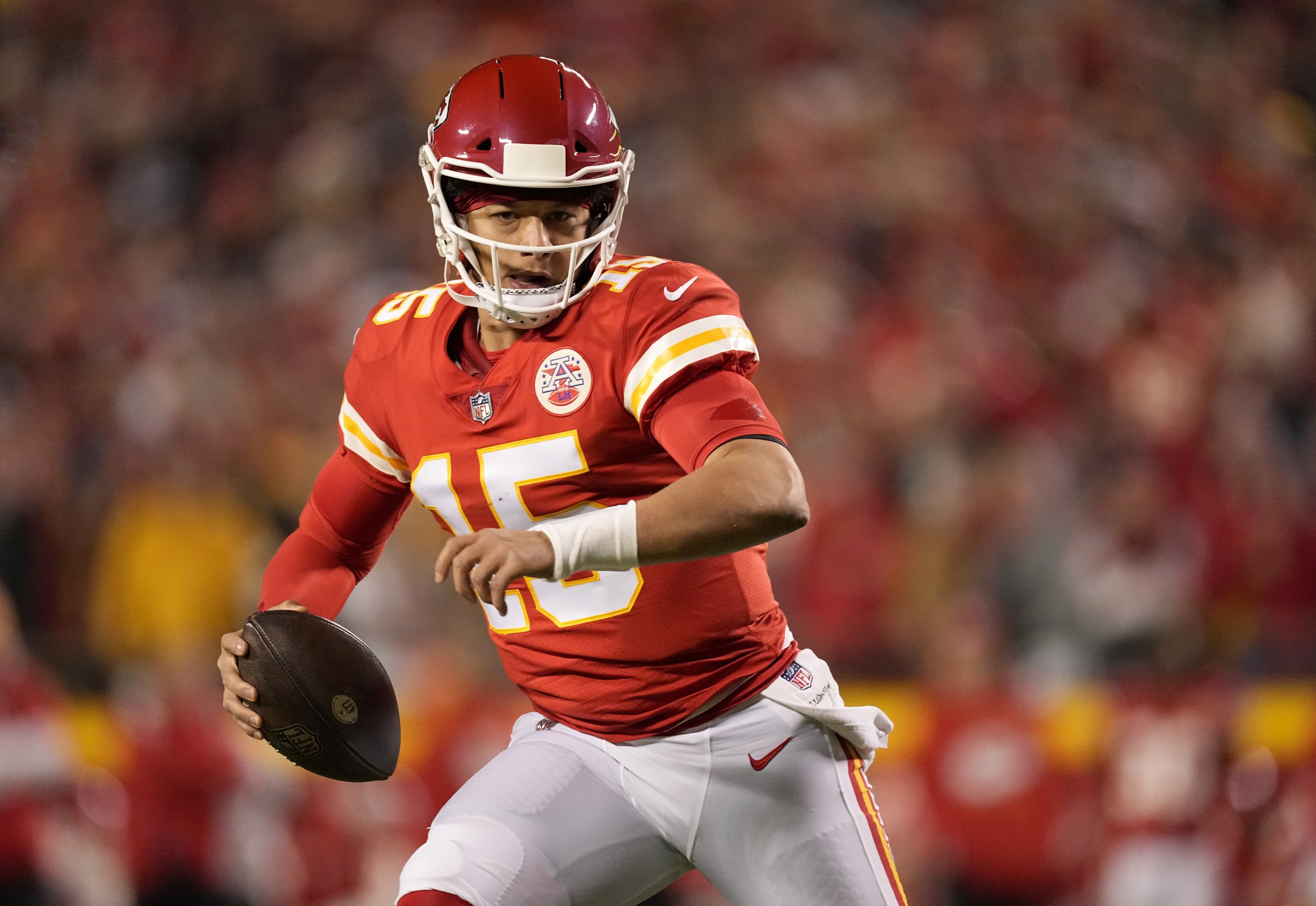 What's wrong with the Kansas City Chiefs? Patrick Mahomes and the defense's  bad season.