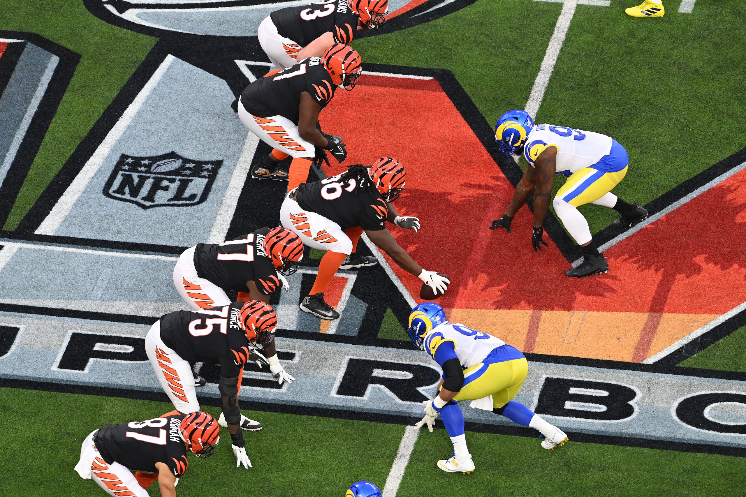 INGLEWOOD, CA - FEBRUARY 13: Cincinnati Bengals Center Trey Hopkins (66) pepres to snap the ball in the first half during Super Bowl LVI between the Cincinnati Bengals and the Los Angeles Rams on February 13, 2022, at SoFi Stadium in Inglewood, CA. (Photo