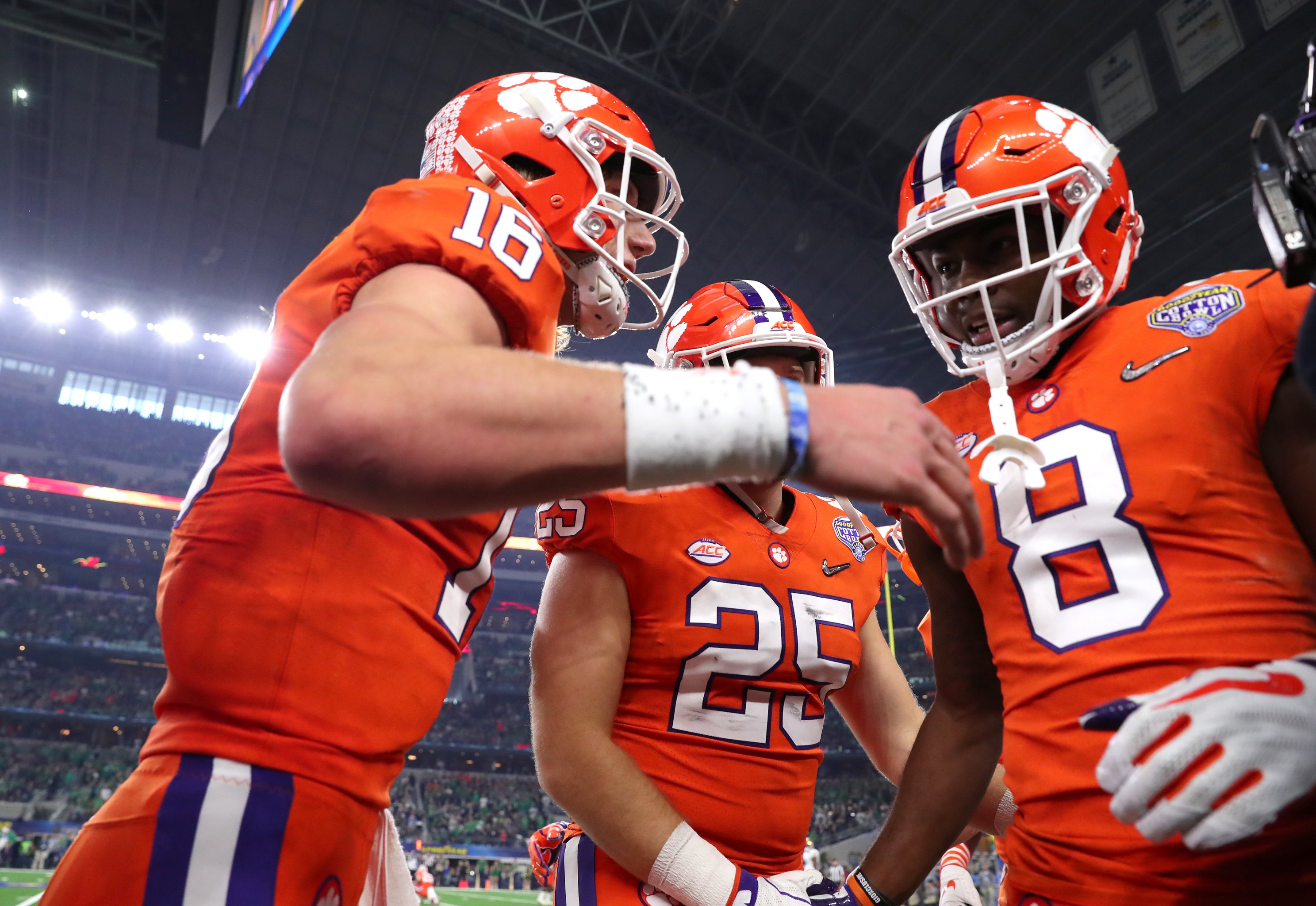 As If The Chiefs Need Any More Help, Ex-Clemson Star WR Justyn Ross Is  Looking Healthy And Flashing The Ability That Once Made Him A Top Prospect