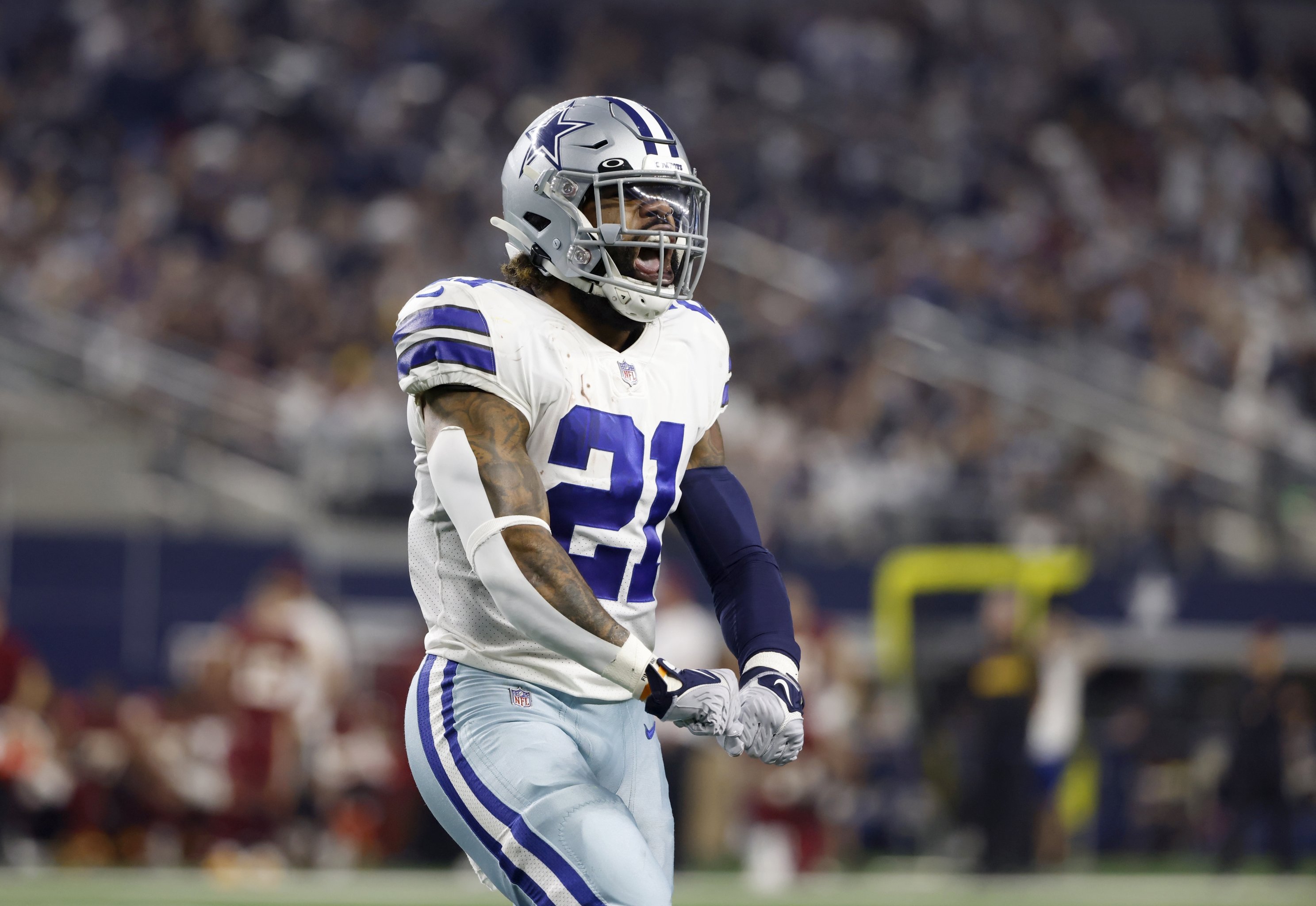 Cowboys to Wear Alternate Throwback Helmets Against Giants for Thanksgiving  Game, News, Scores, Highlights, Stats, and Rumors
