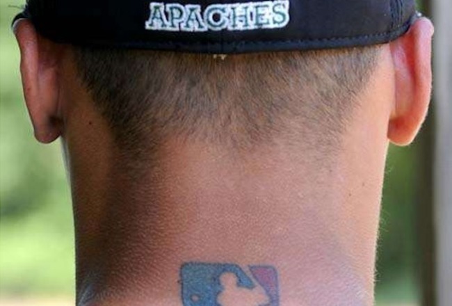 Javier Baez shows off new World Series tattoo