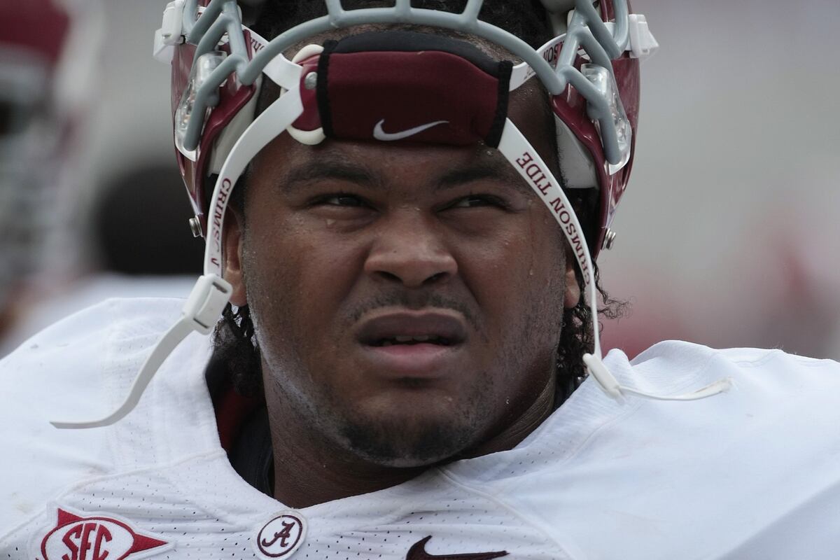 Honoring Alabama Crimson Tide Seniors Alfred McCullough News, Scores