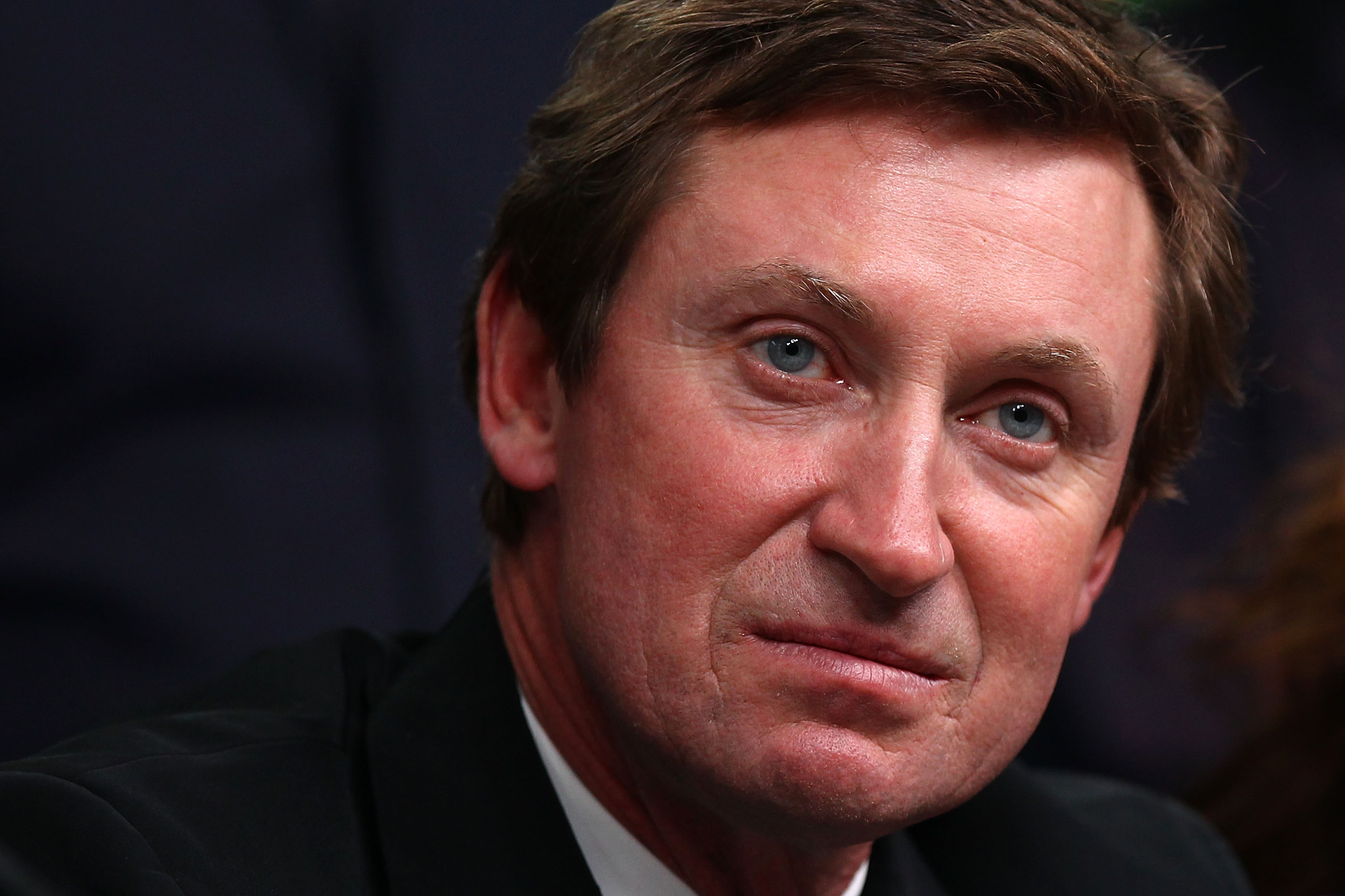 Wayne Gretzky: Hockey Star's Home Life Has Tarnished His Legacy