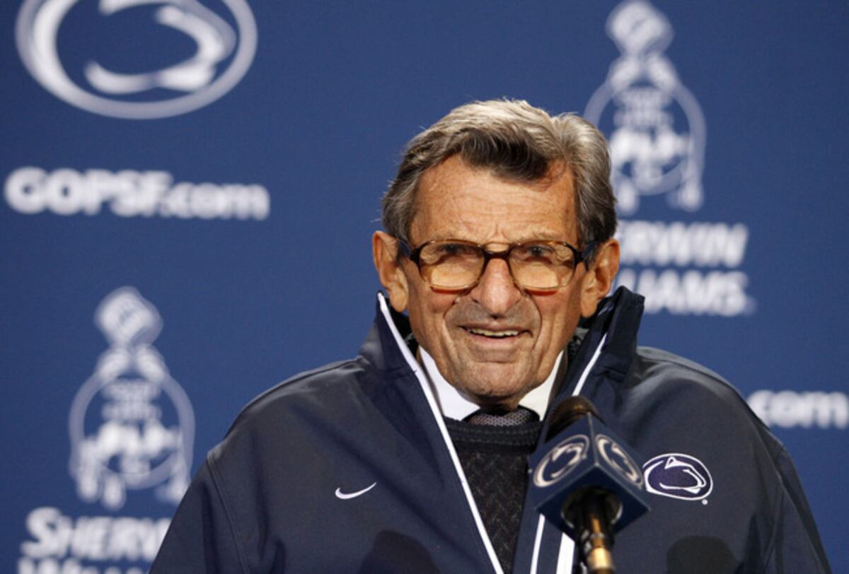 Joe Paterno: A Photo Tribute to Joe Pa&rsquo;s Legendary Life | News, Scores