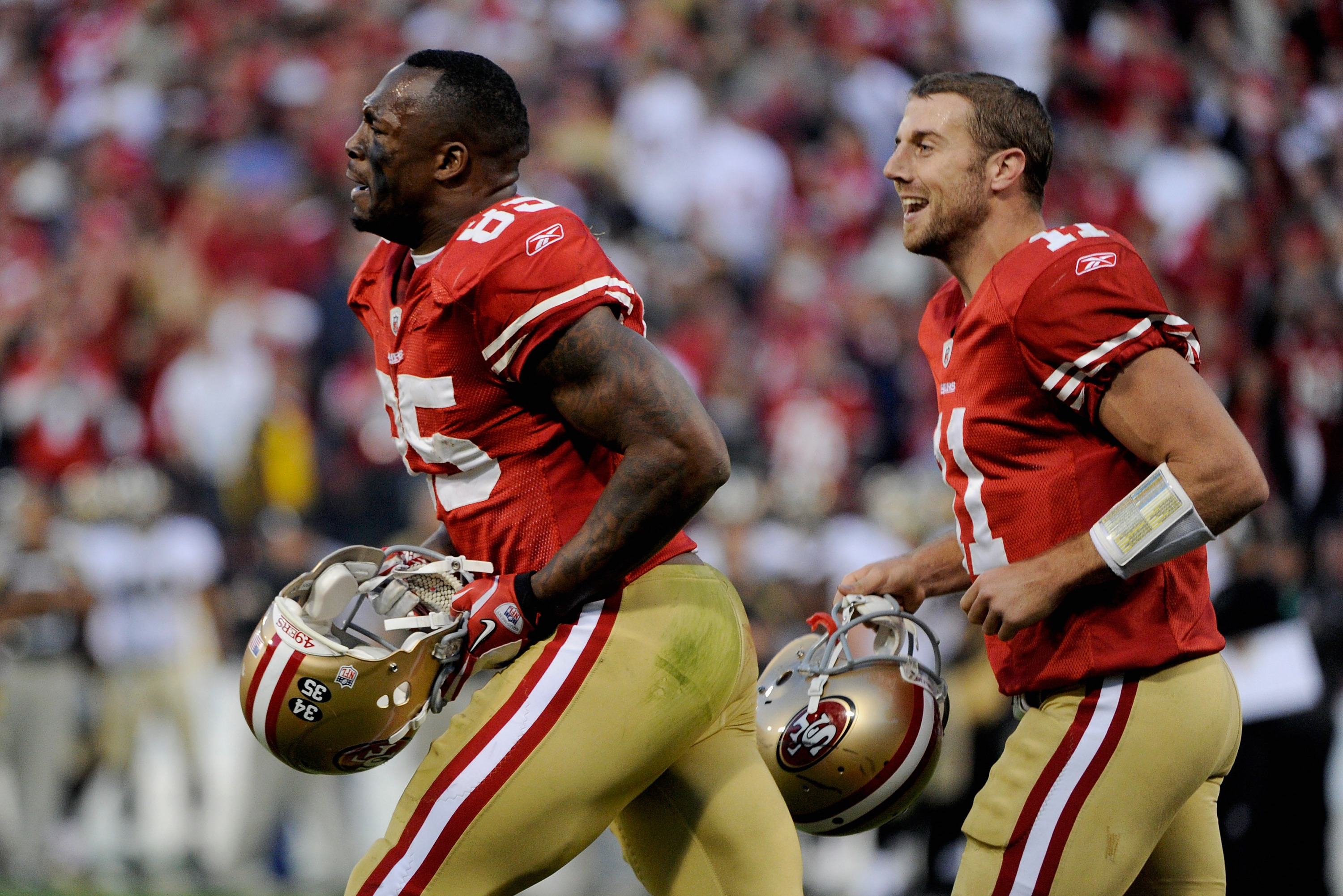 49ers TE Vernon Davis: Alex Smith 'still our guy'