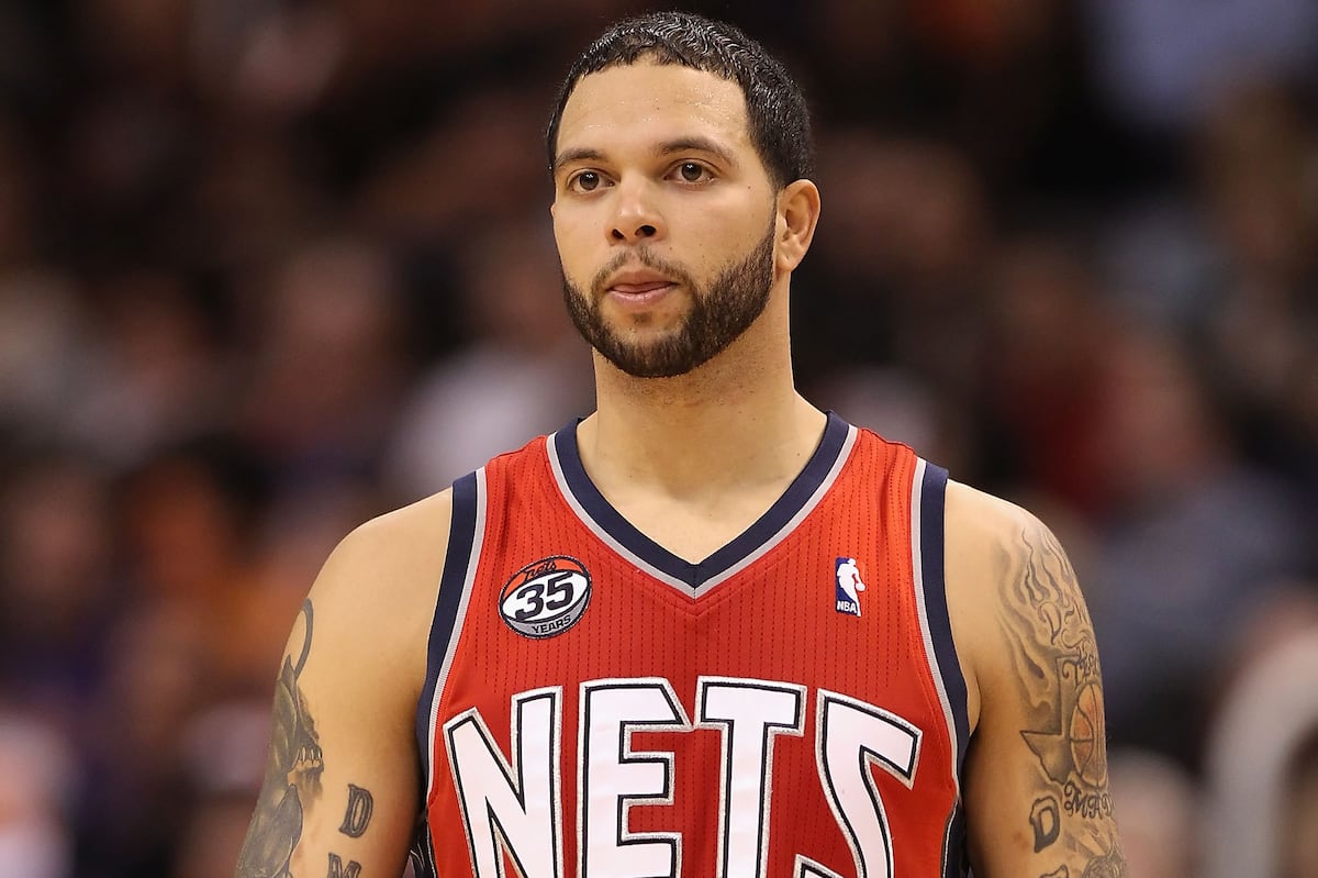 Lakers trade options for howard