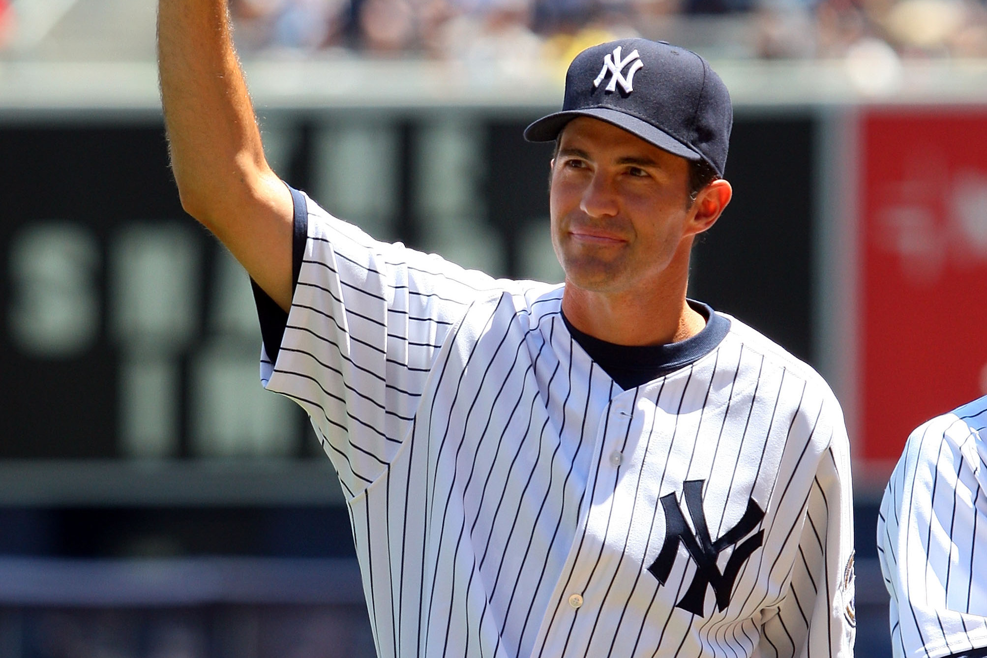 Yankees' Mussina Makes His Retirement Official - The New York
