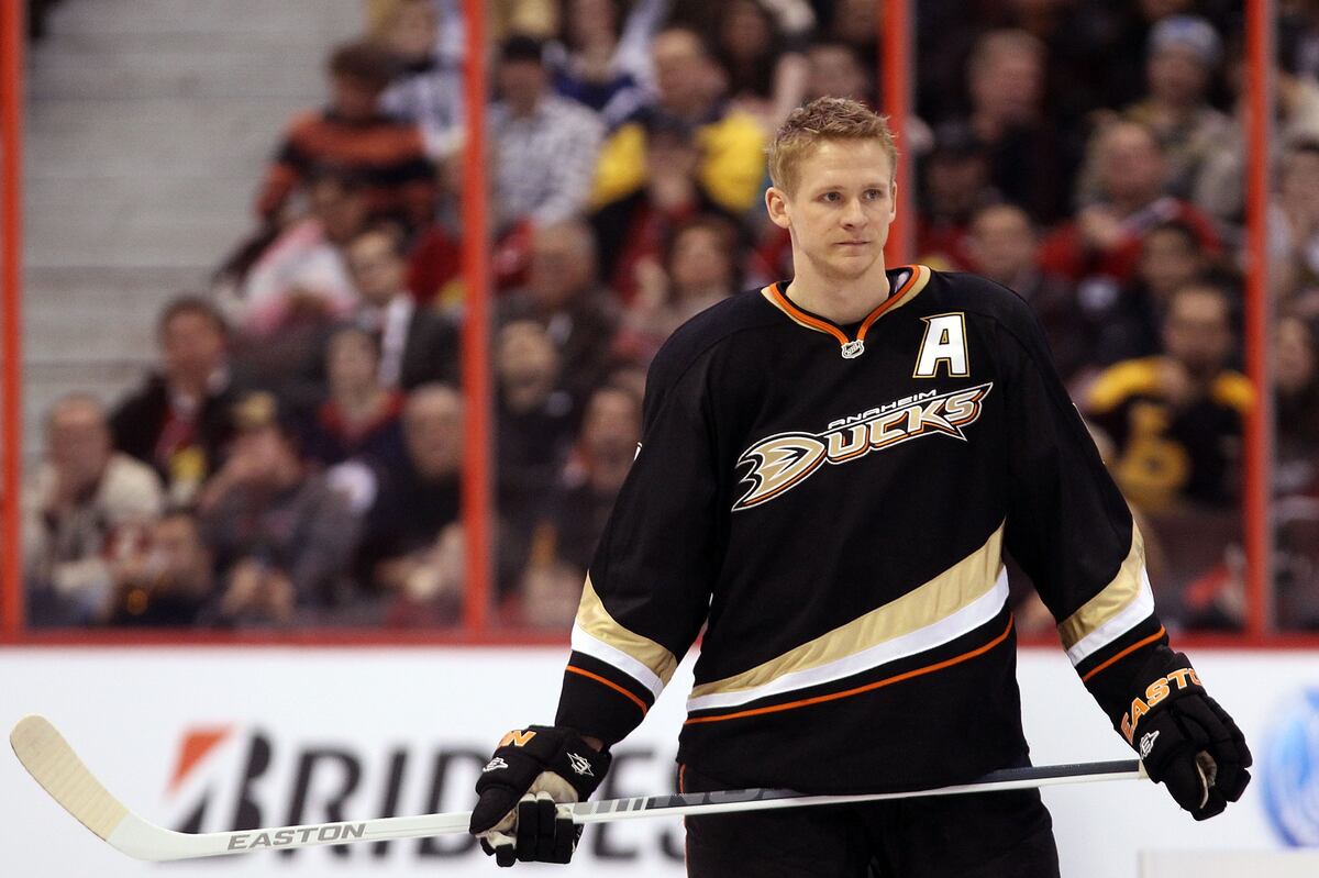 NHL Trade Rumors: Anaheim Ducks Would Be Crazy to Deal ...