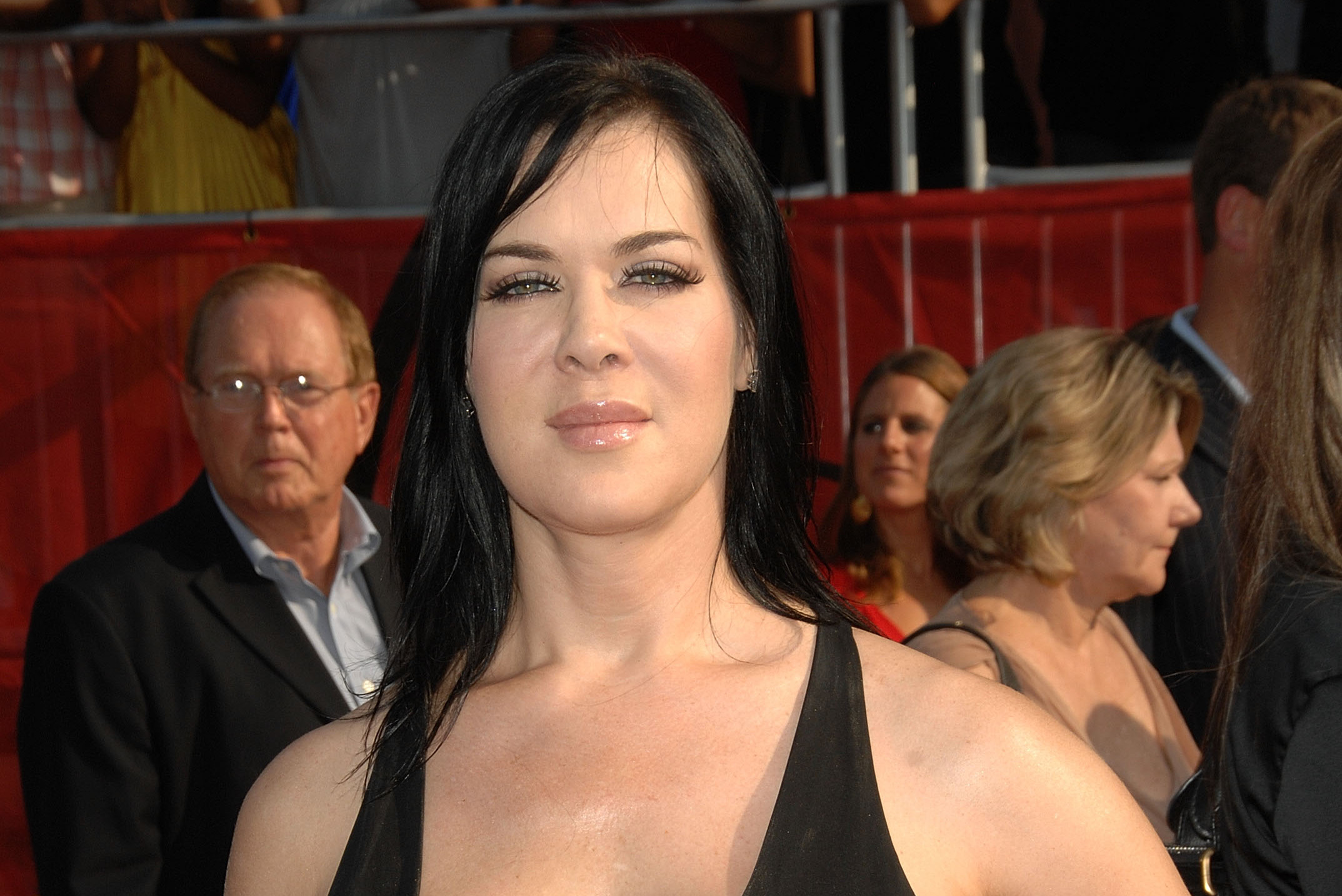 WWE News: Concern for Chyna Increases as She Tweets 150+ Times and Counting  | News, Scores, Highlights, Stats, and Rumors | Bleacher Report