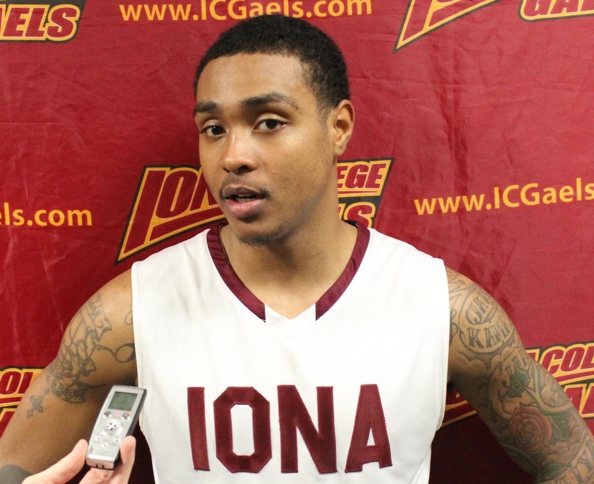 Iona Basketball Talking With Lamont Momo Jones After His Record