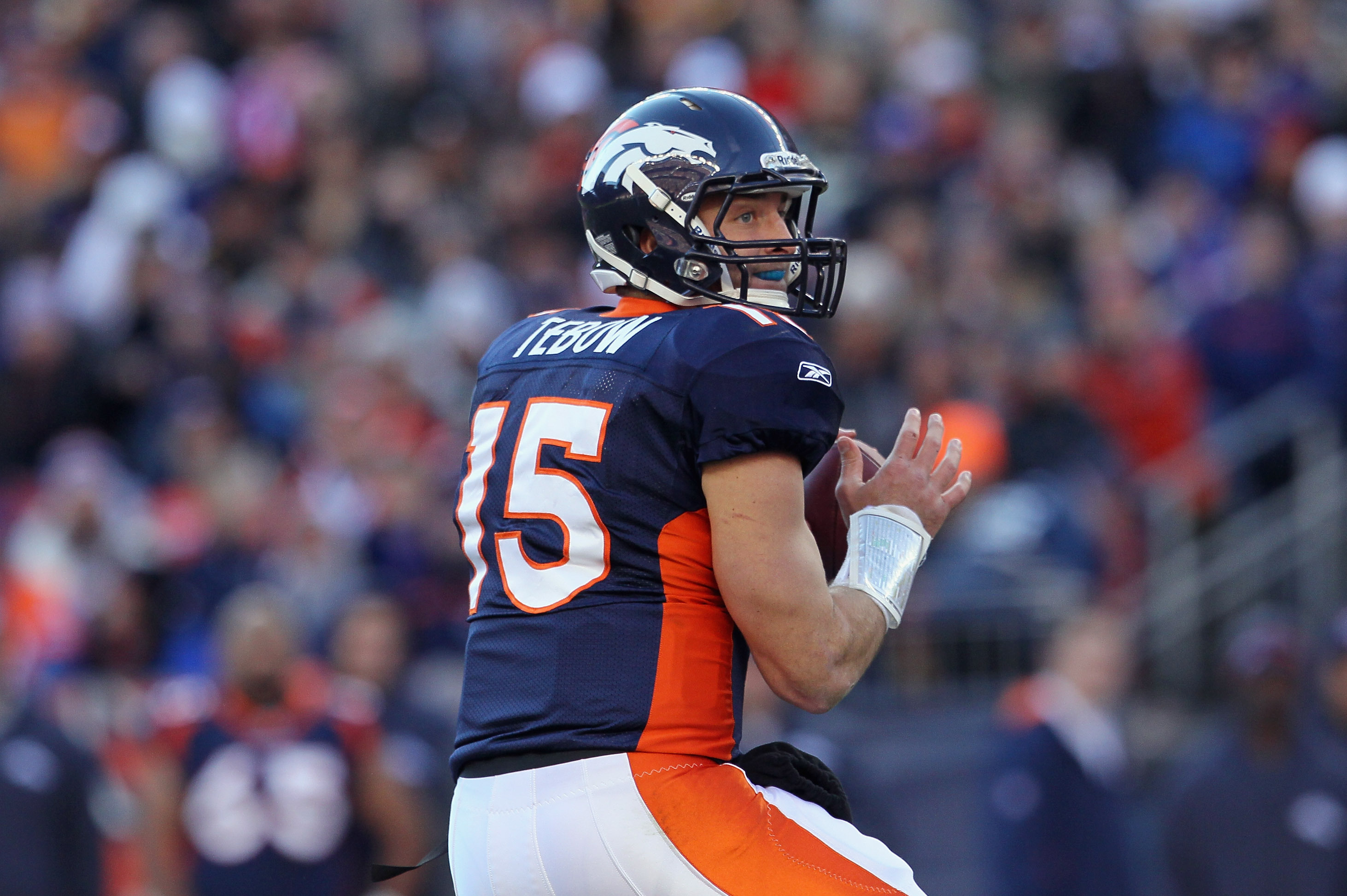 Analysis: Play Tebow now? Better consider what has happened to Clausen –  The Denver Post