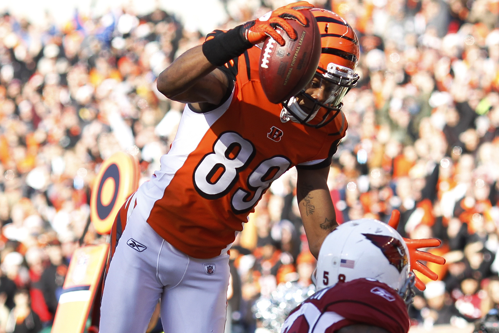 Jerome Simpson front flips a TD as Cincinnati Bengals beat