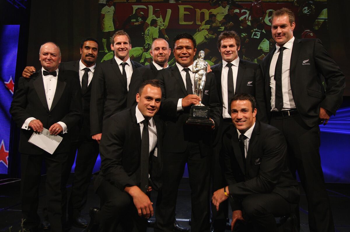 Richie Mccaw Graham Henry And All Blacks Honoured At Halberg Awards Bleacher Report Latest News Videos And Highlights