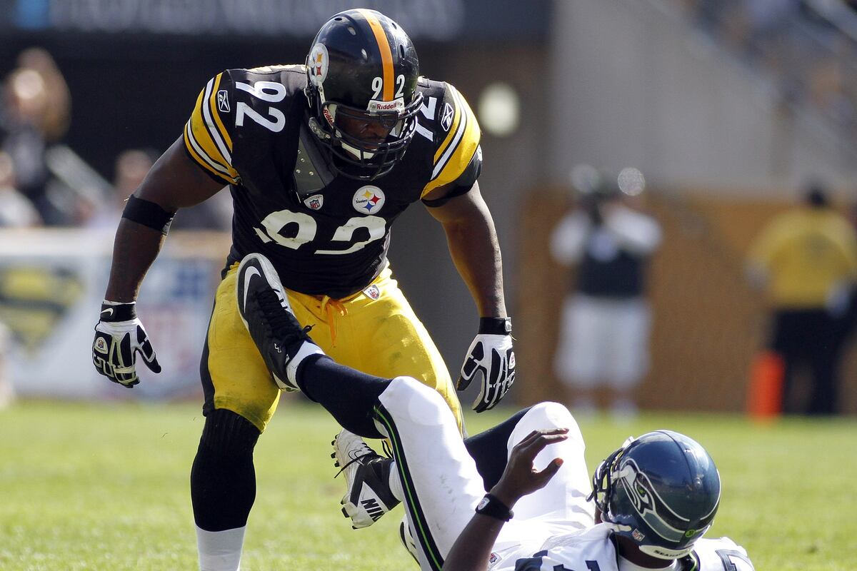 Pittsburgh Steelers: A Realistic Look at Linebacker James 