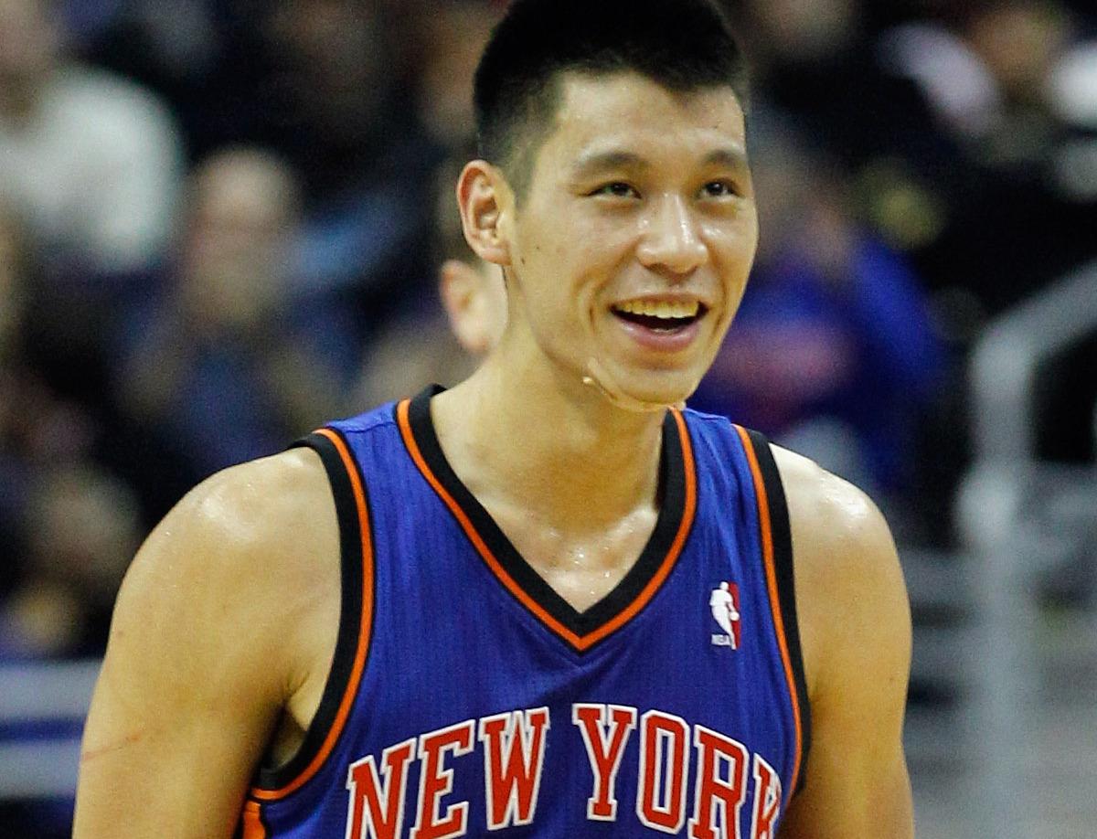 Jeremy Lin scores 38 points to lead the New York Knicks past Kobe