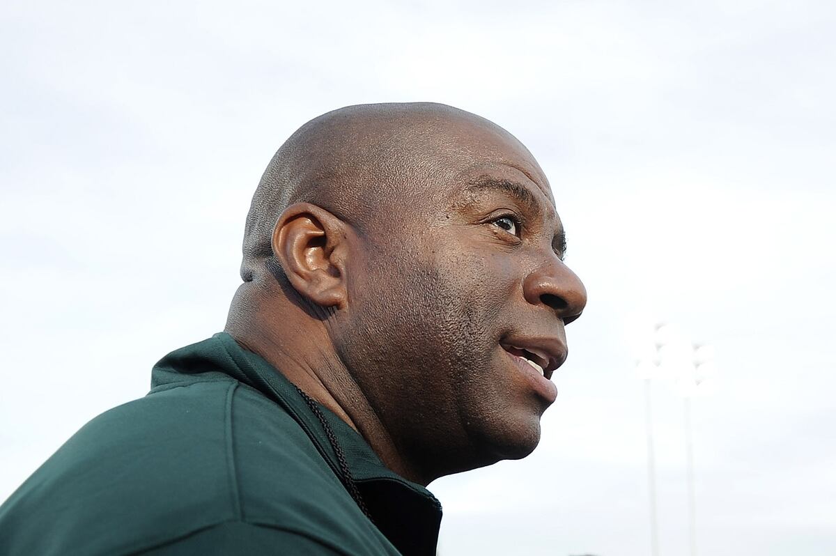 Magic Johnson Video Watch Espn S Stunning Trailer For The