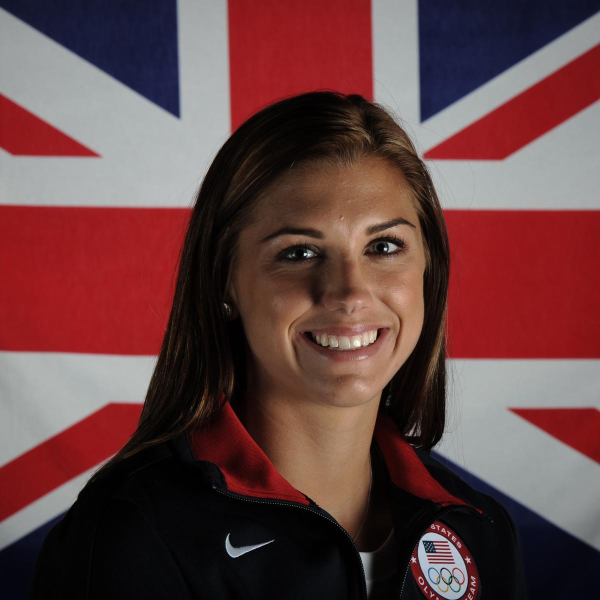 Alex Morgan: Appearing in Body Paint for SI Makes Morgan First Lady of Soccer ...1200 x 1200